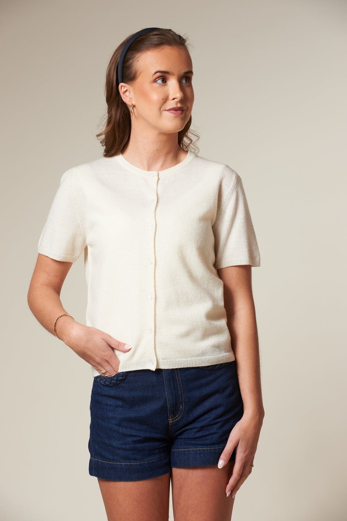 ArnieSays: CEDAR Offwhite Genser