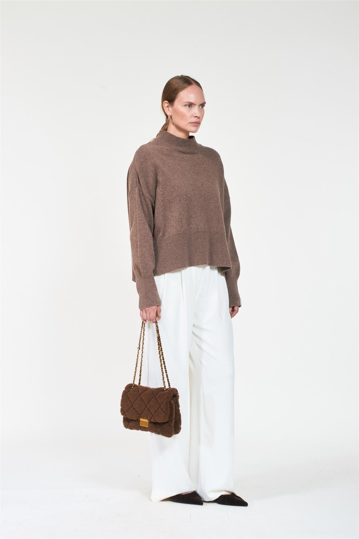 ArnieSays: Mandy Brown Melange Genser