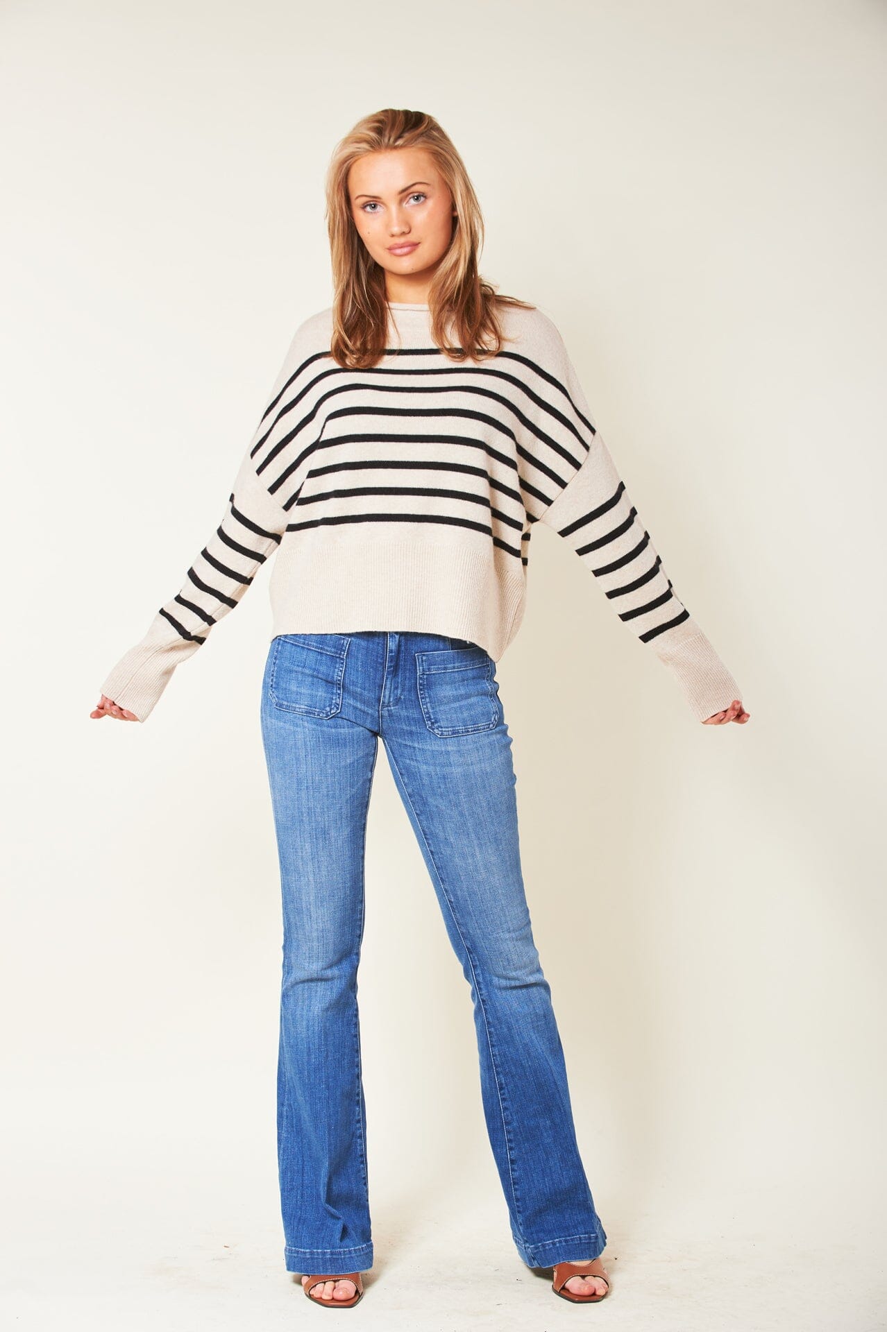 ArnieSays: Kit Stripe Beige Black Combo Genser