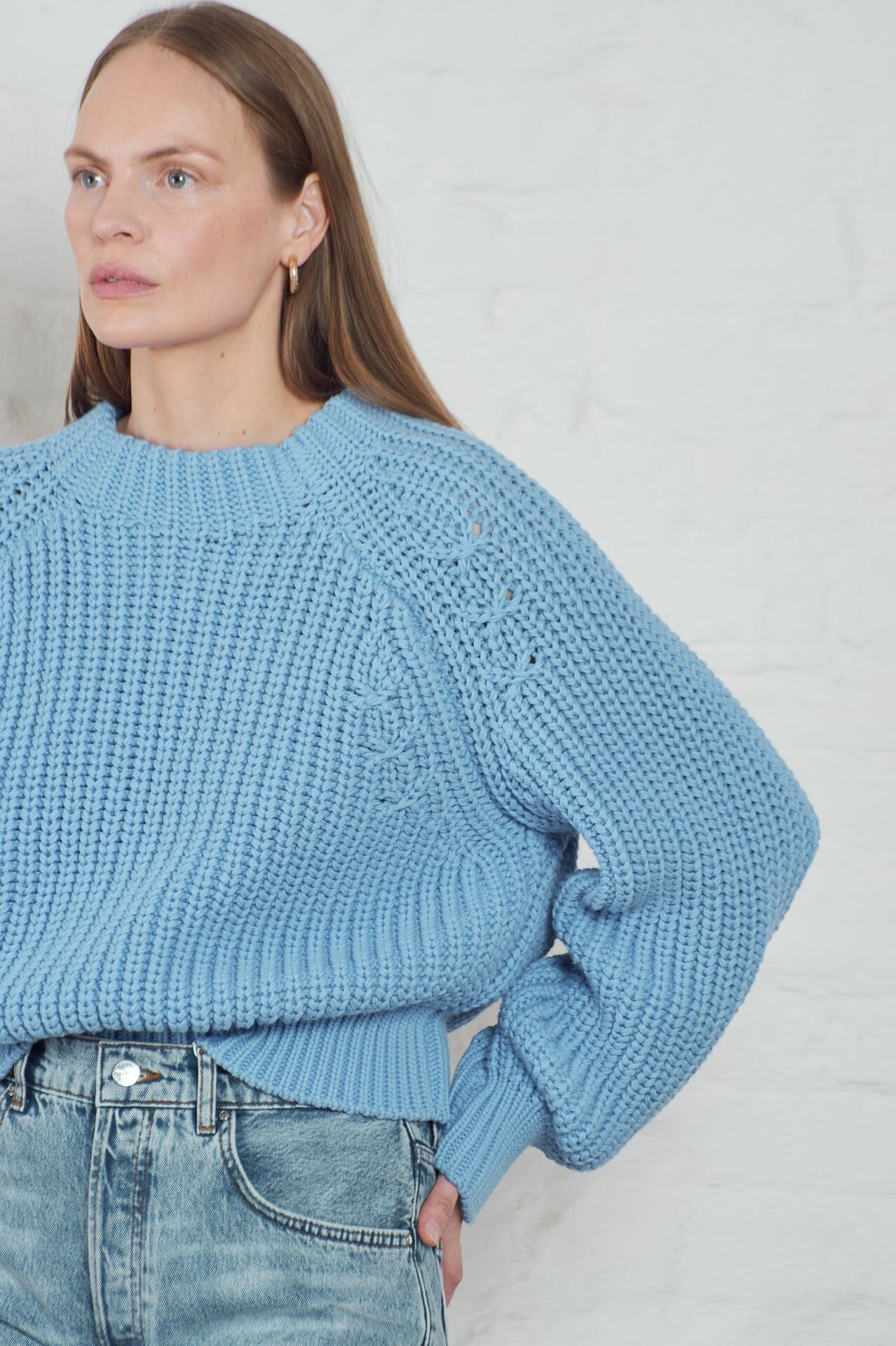 ArnieSays: Aries Sky Blue Genser