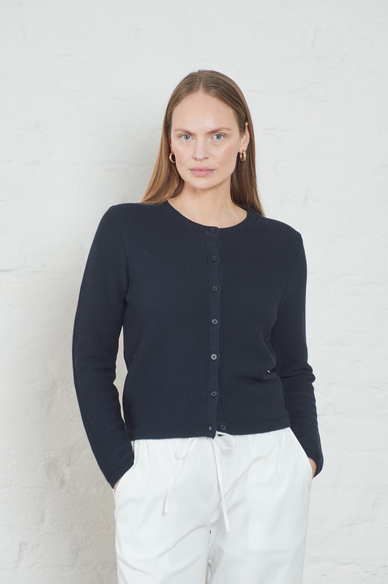 ArnieSays: Bella Hightwist Dk Navy Genser