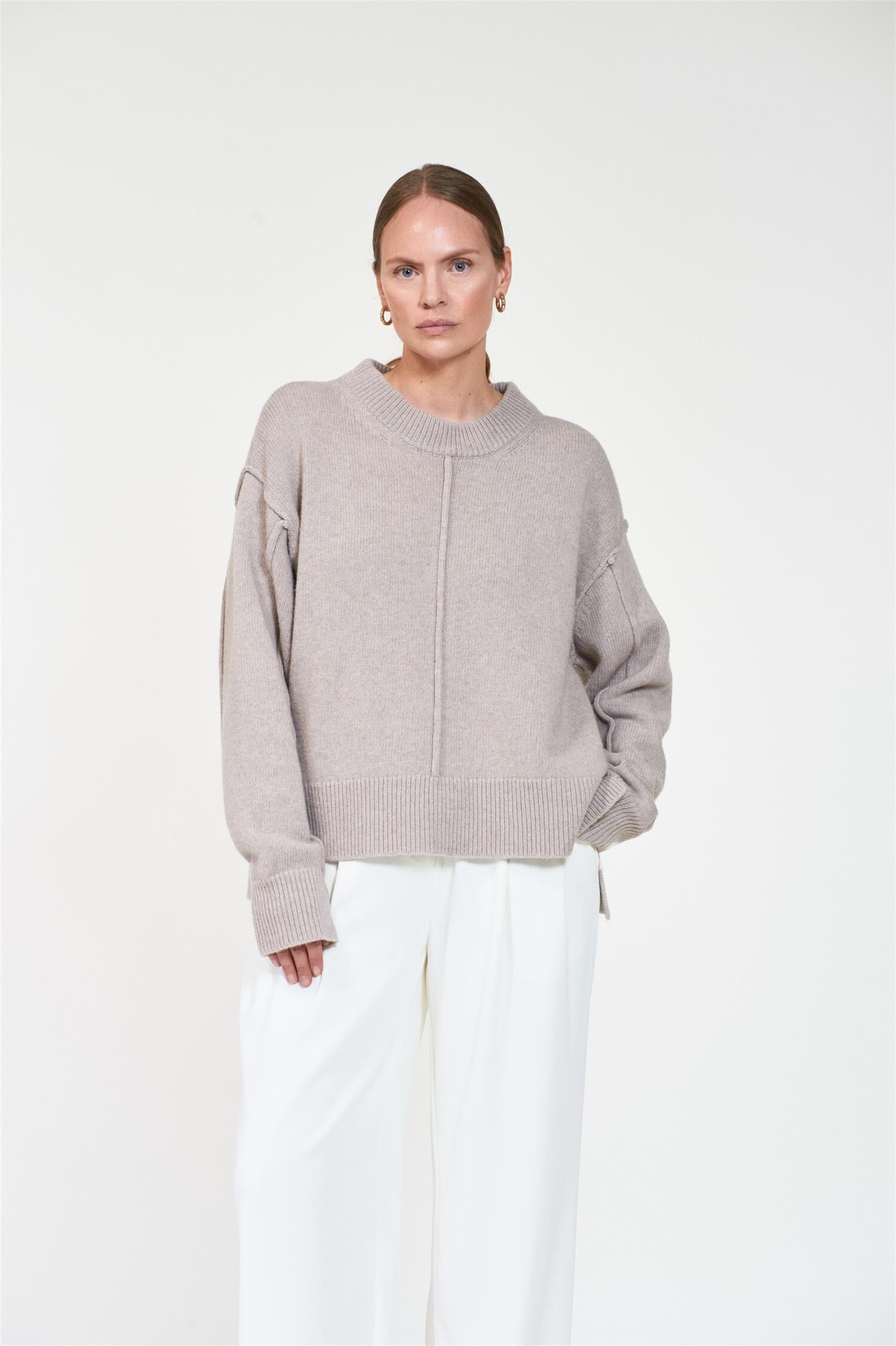 ArnieSays: Ren Lt Beige Melange Genser