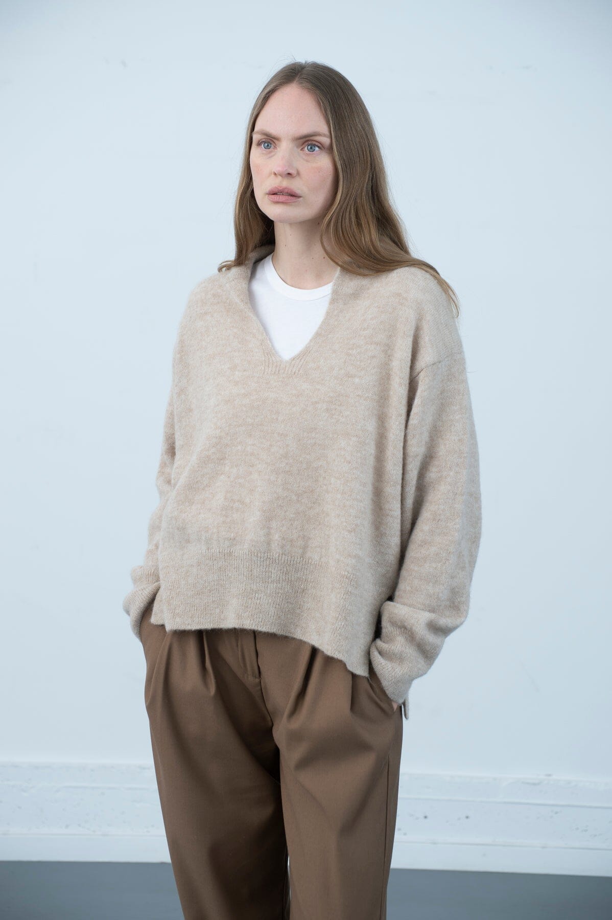 ArnieSays: LOWRY Lt Beige Melange Genser