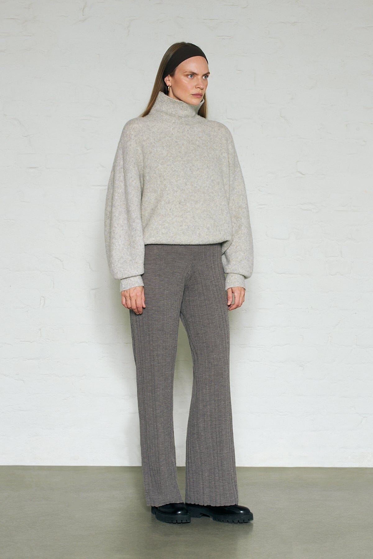 ArnieSays: Stormy Lt Beige Genser
