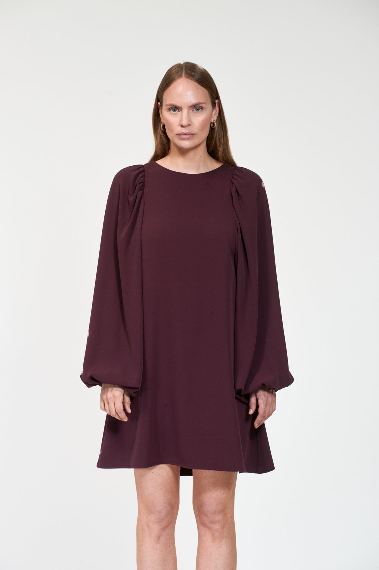 ArnieSays: VALERIA Crepe Dk Burgundy Kjole