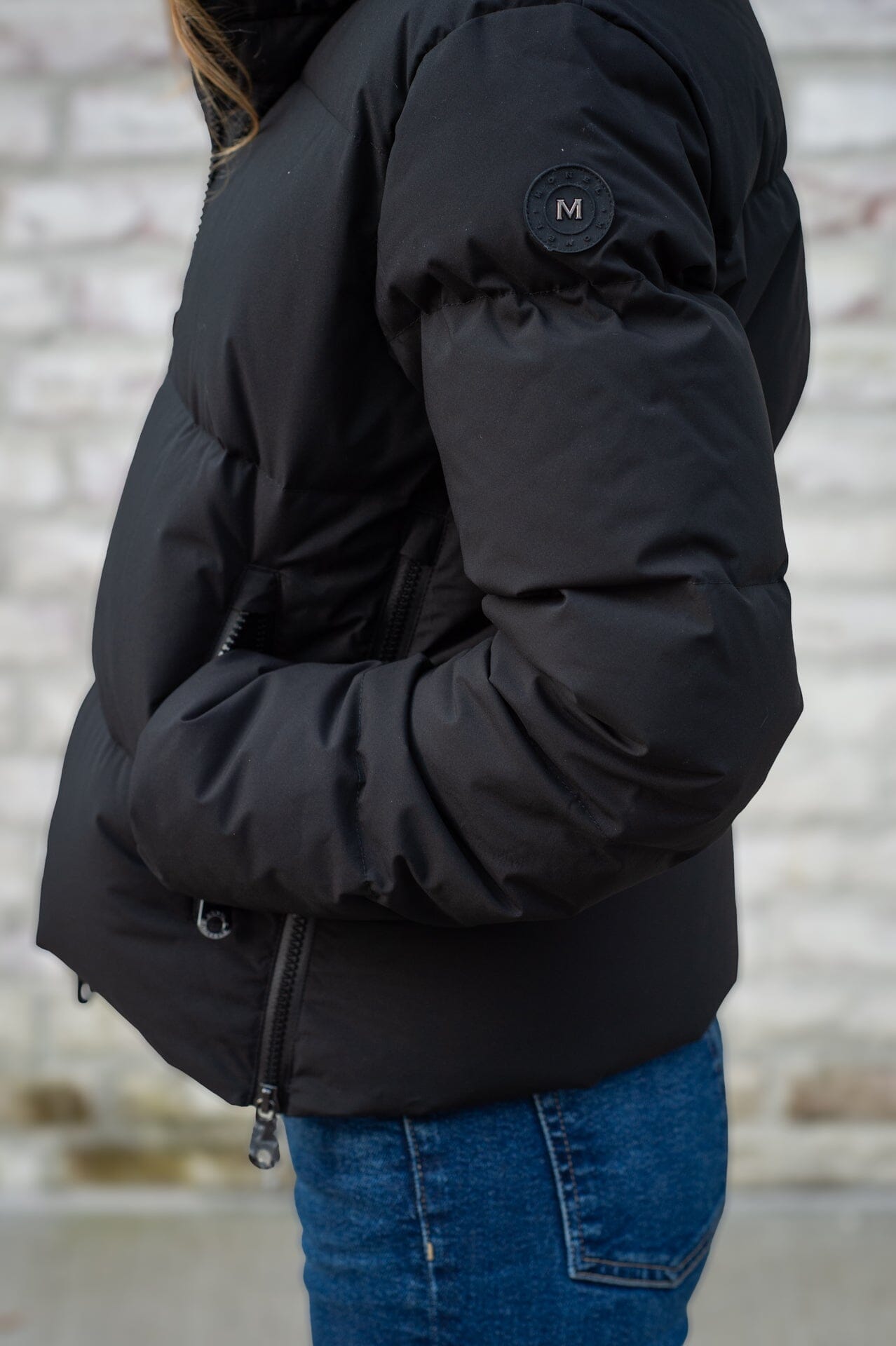 Monel Val Cenis Short Tech Black Ytterplagg