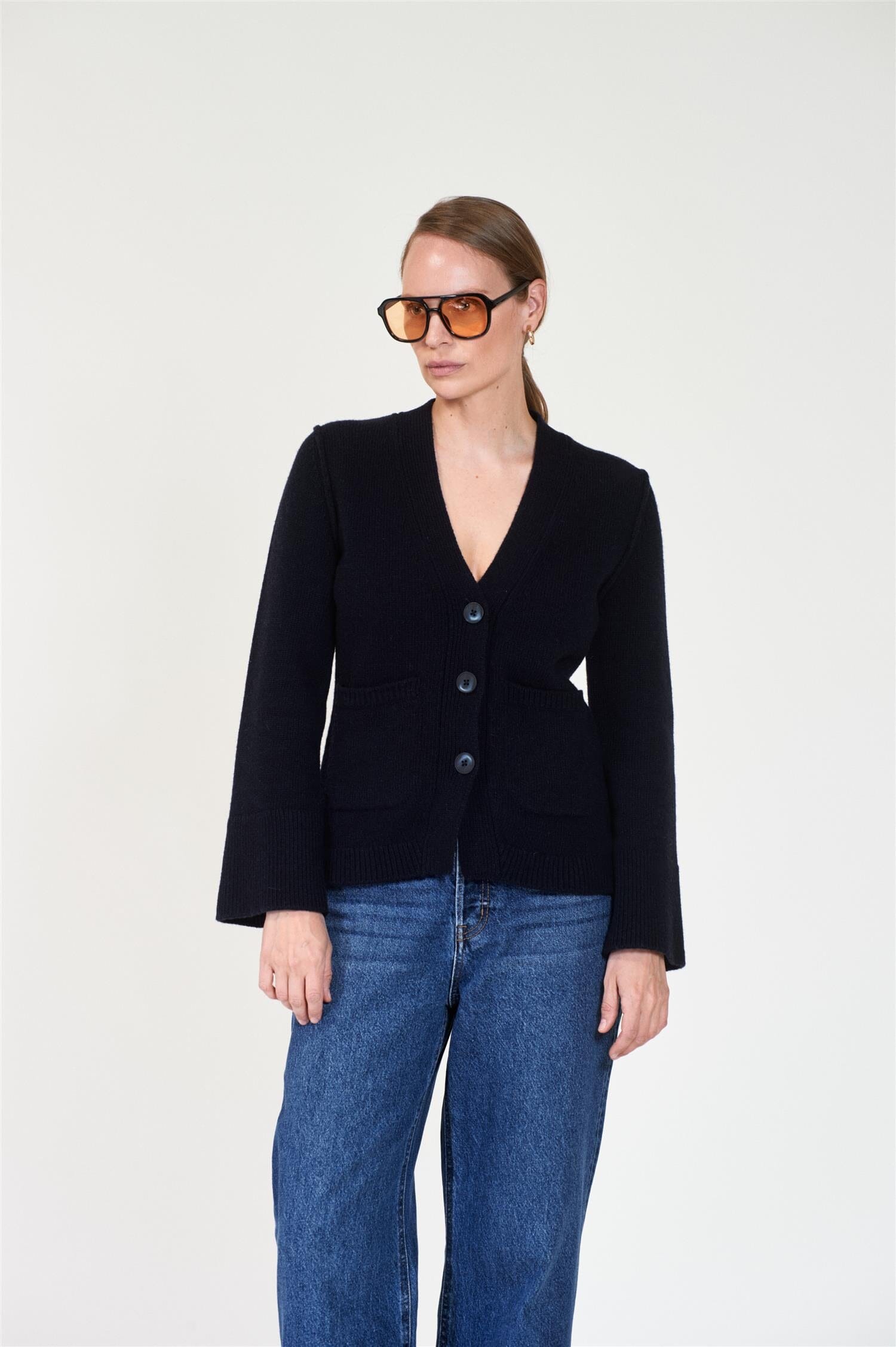 ArnieSays: Tate Dk Navy Genser