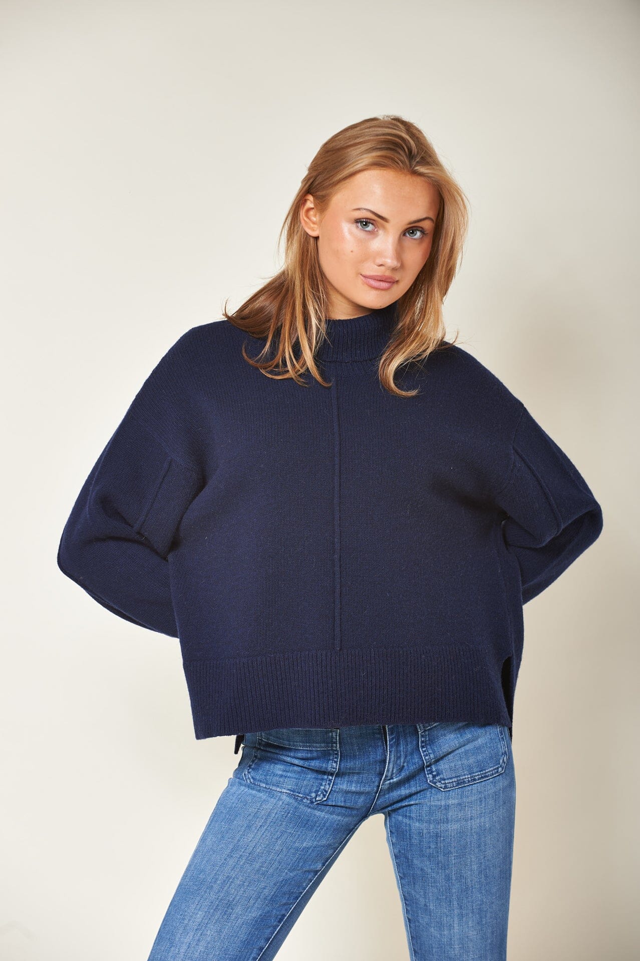 ArnieSays: Eyre Navy Genser