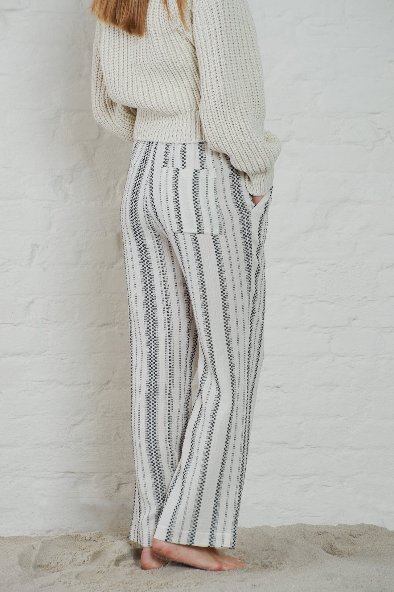 ArnieSays: Euston Striped Gauze Ecru/Black Bukse