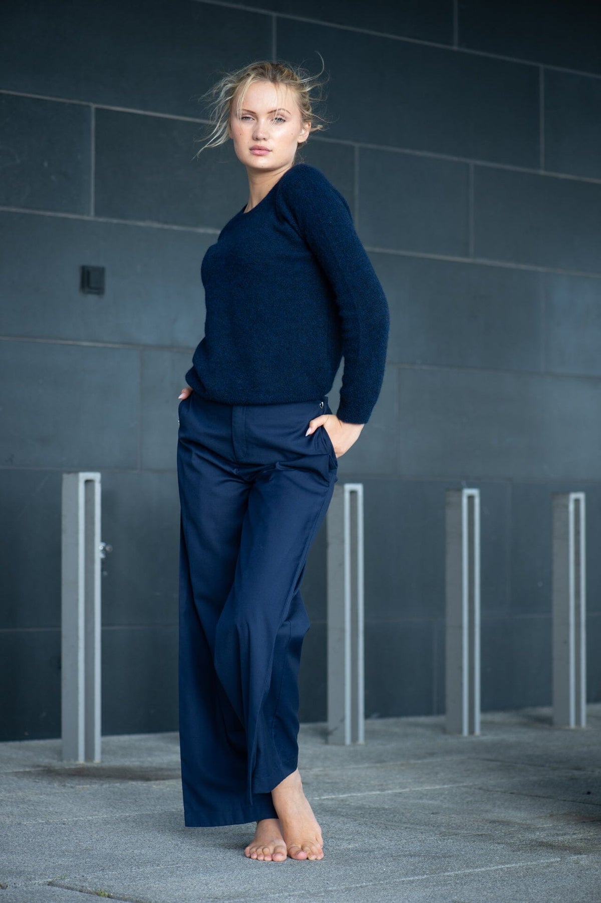 Isabelle Blanche MEN'S TROUSERS WITH POCKET PLEAT DETAIL Blue Navy Bukse