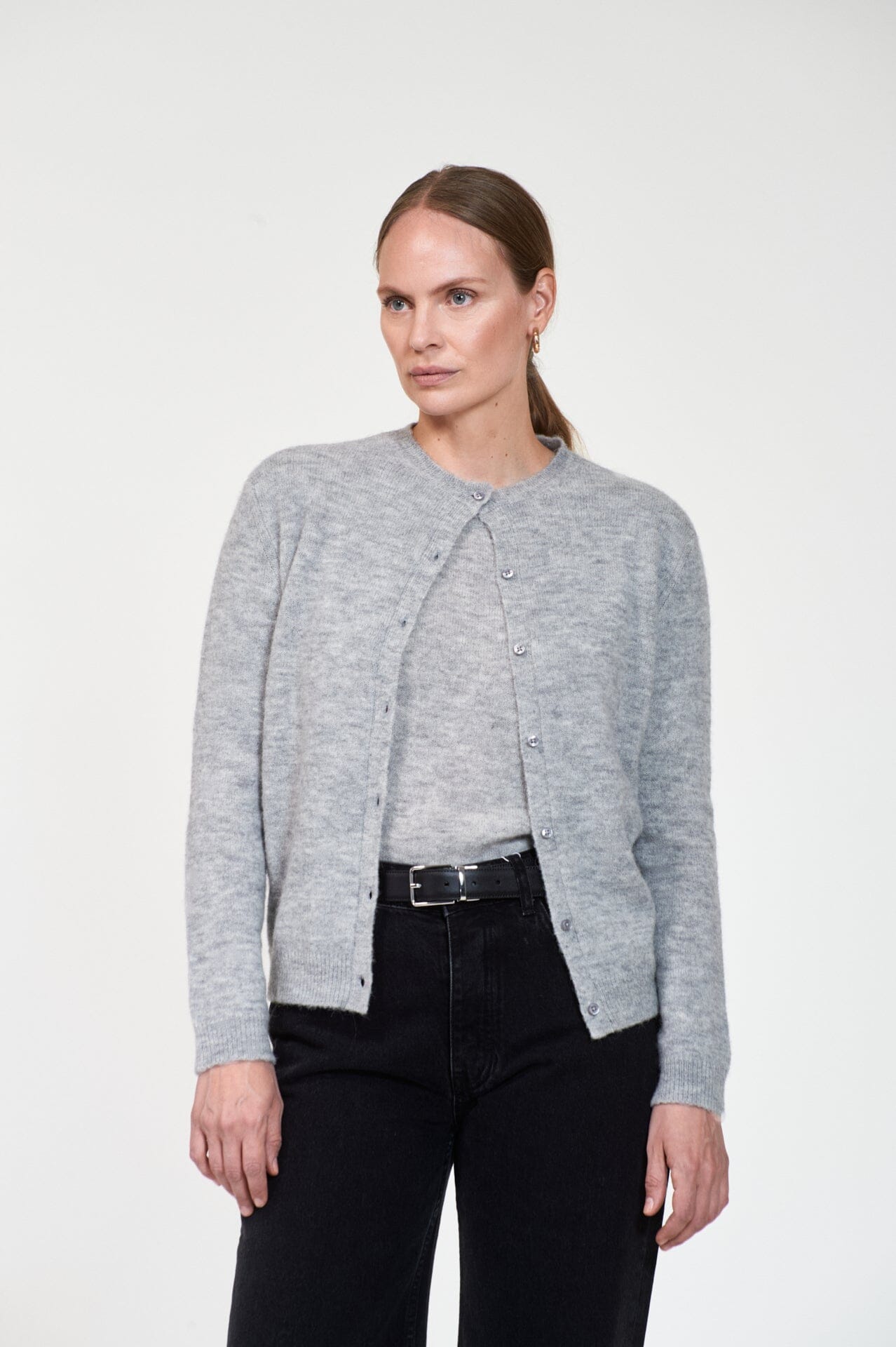 ArnieSays: COCO Lt Grey Melange Genser