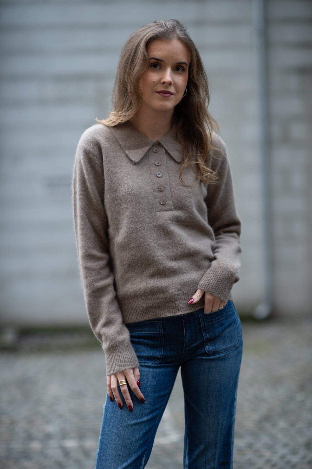 Isabelle Blanche Polo In Fox Yarn Toasted Nut Genser