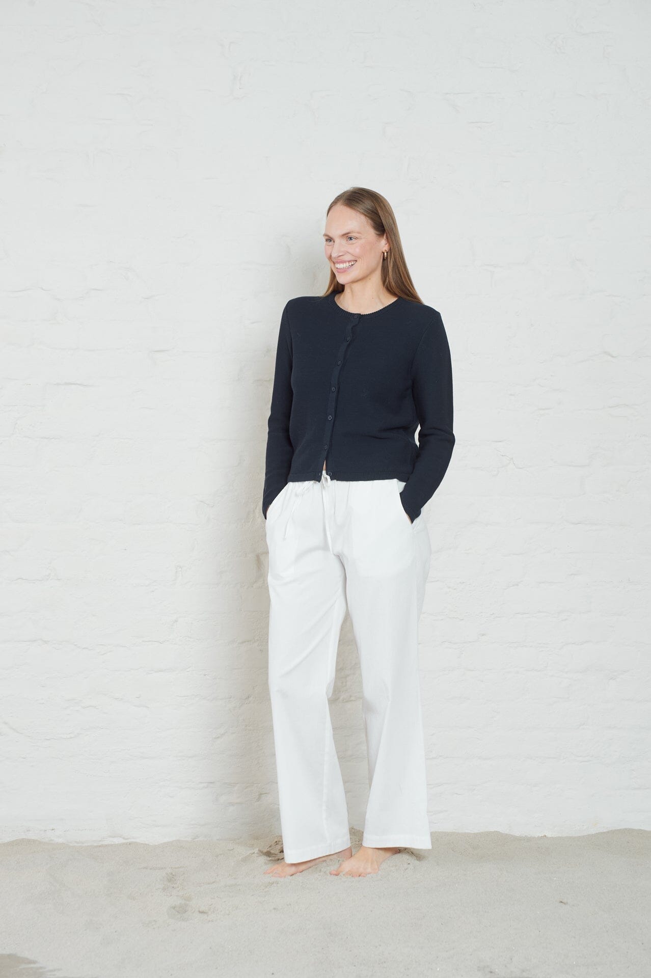 ArnieSays: Bella Hightwist Dk Navy Genser