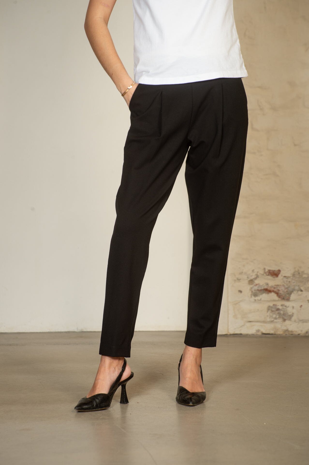 Residus Lee Pleat Pants Black Bukse