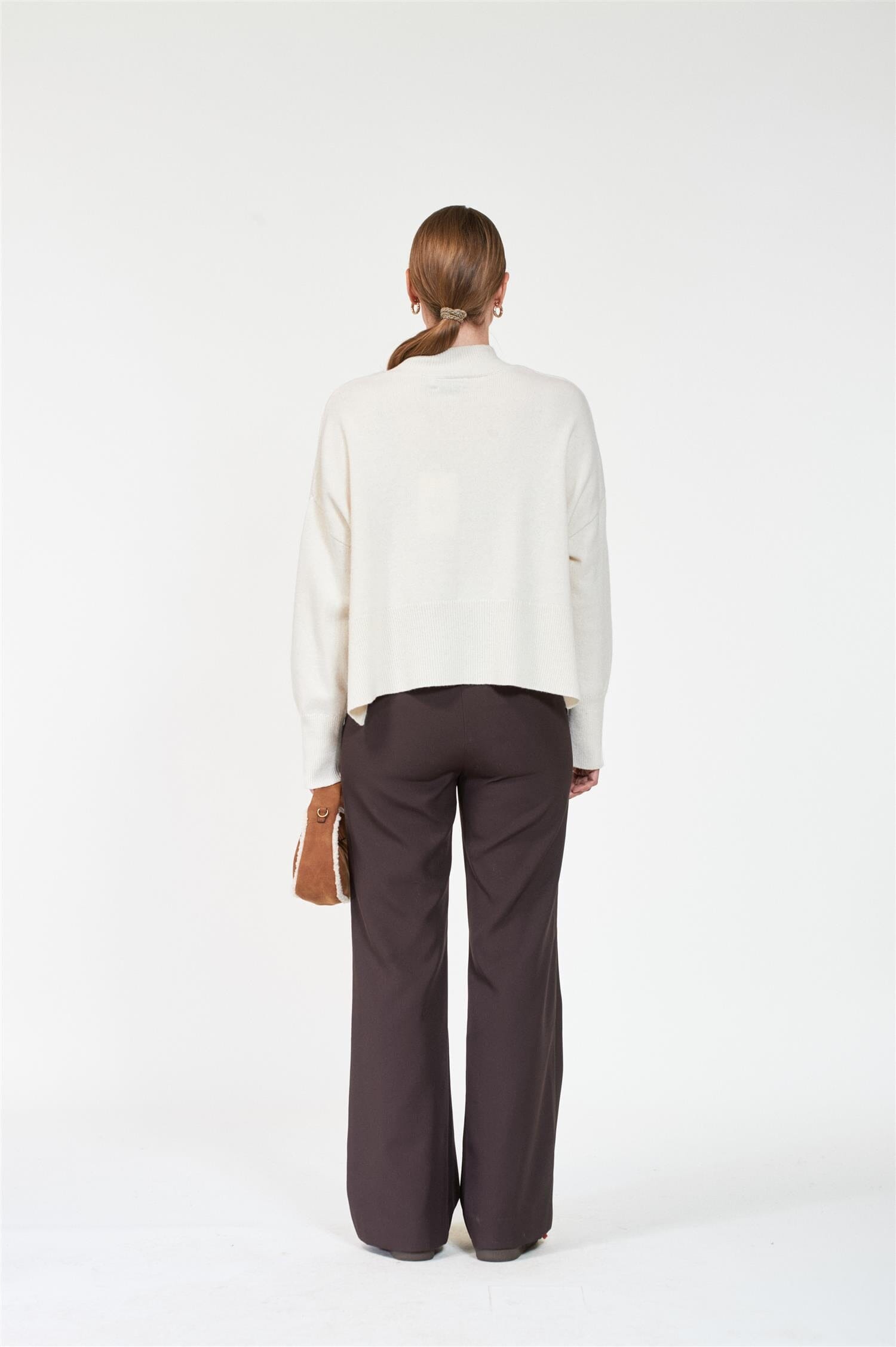 ArnieSays: Mandy Offwhite Genser