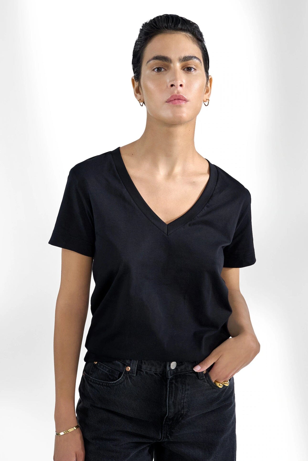 Bread and Boxers V-Neck Regular Black T-shirt