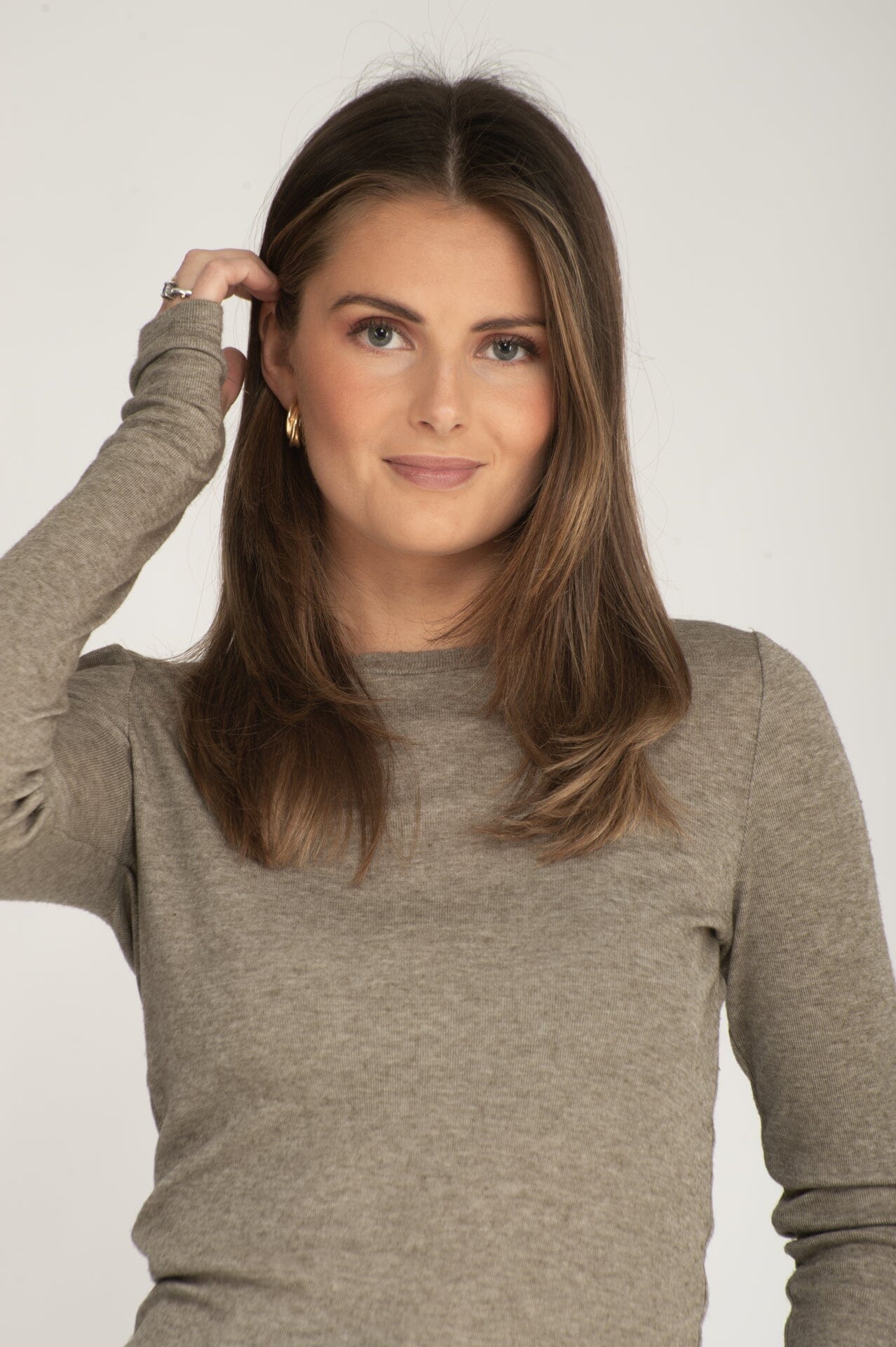 ArnieSays: Remi Wool Blend Stone Grey T-shirt