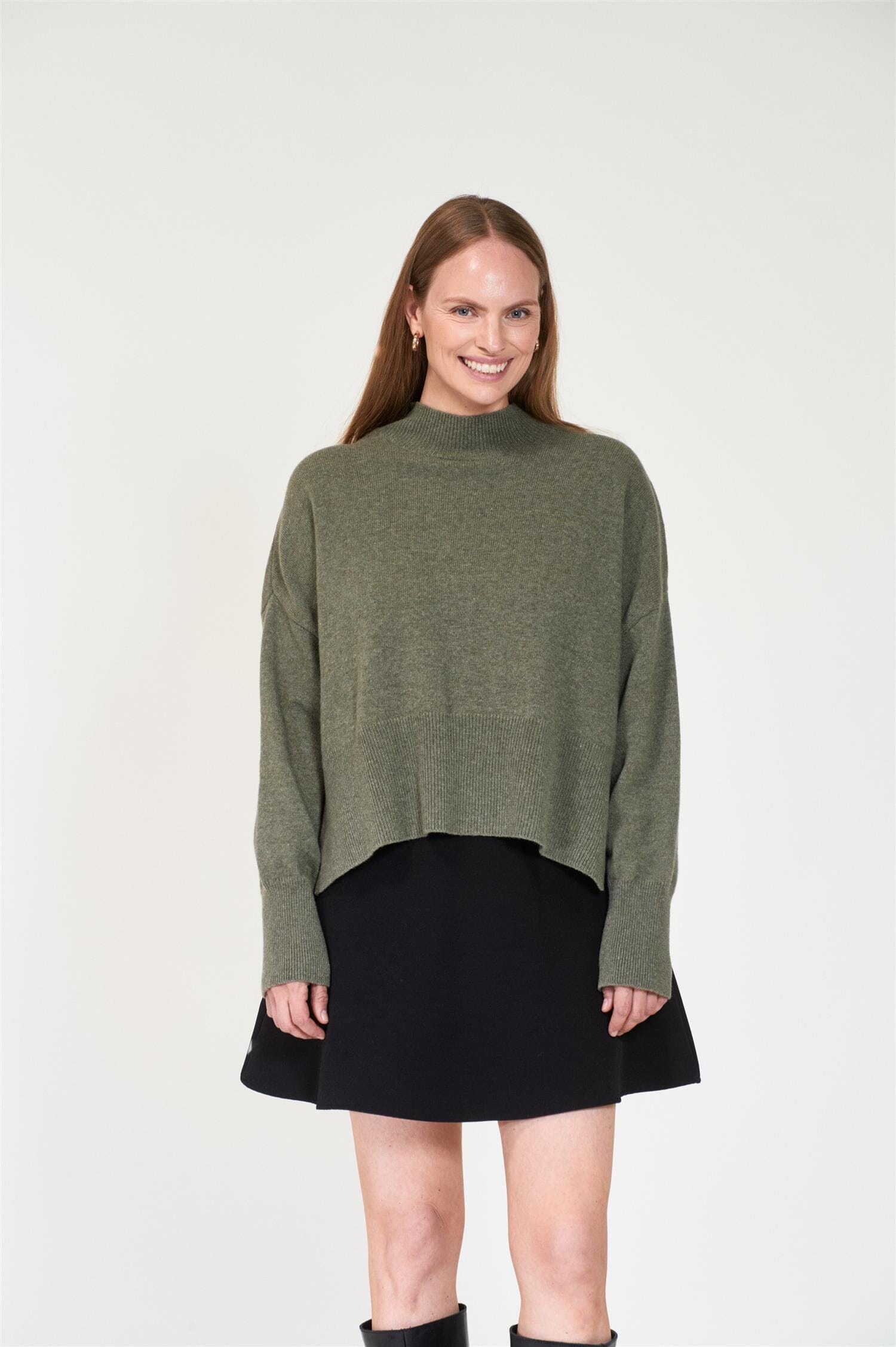 ArnieSays: Mandy Dusty Green Melange Genser