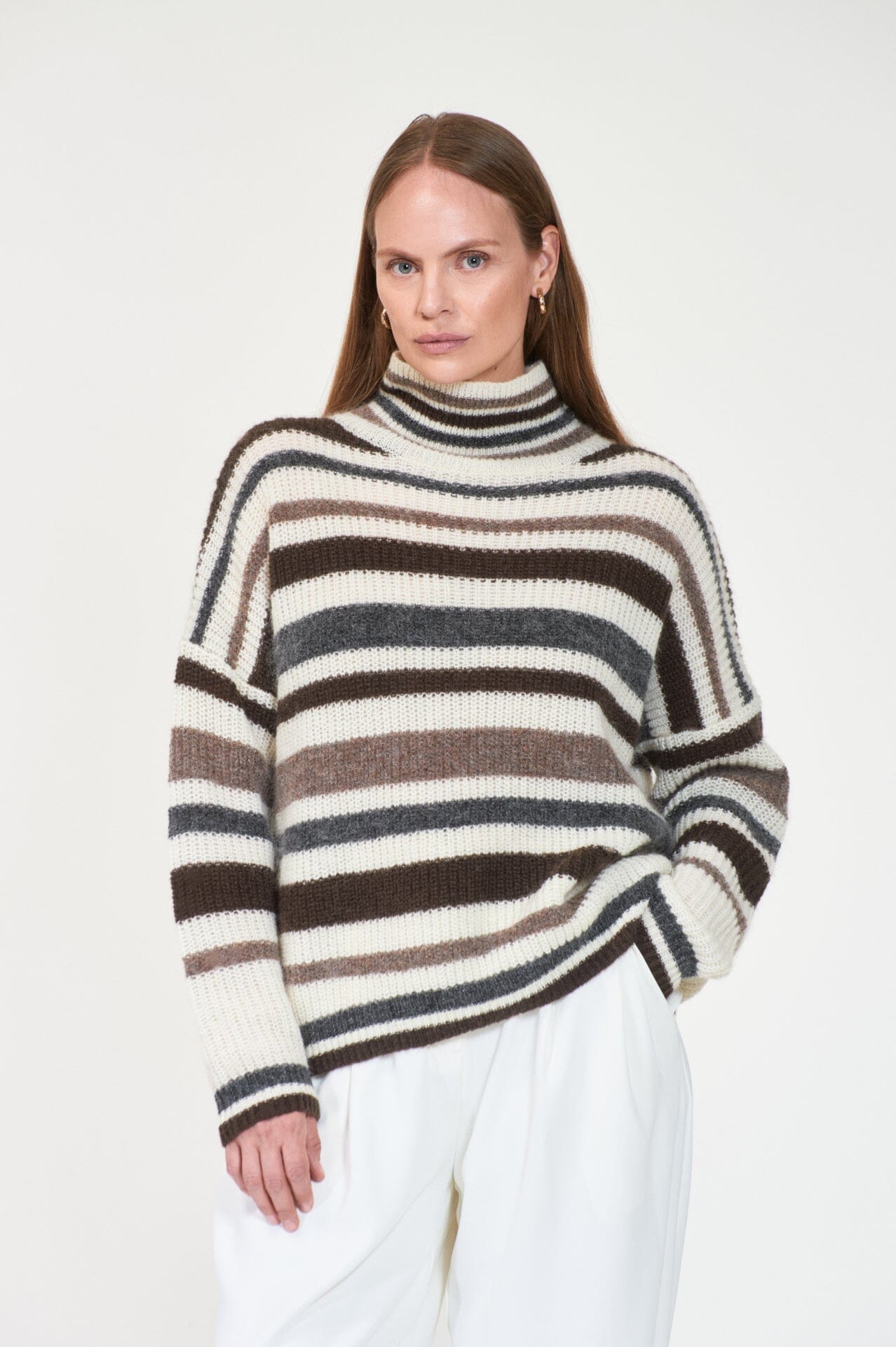 ArnieSays: STELLAR Offwhite/Brown Genser