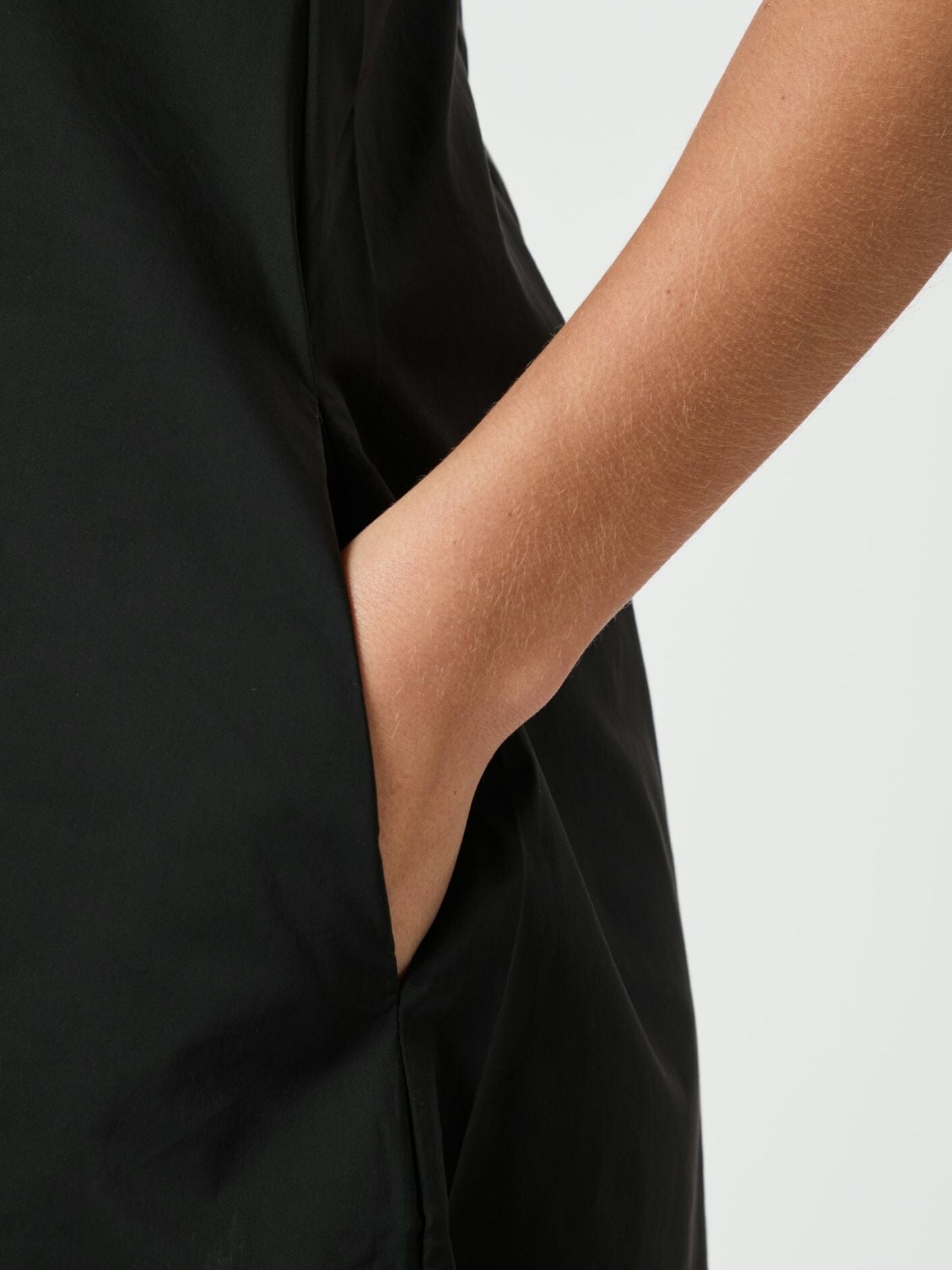 Neo Noir Illana Poplin Dress Black Kjole