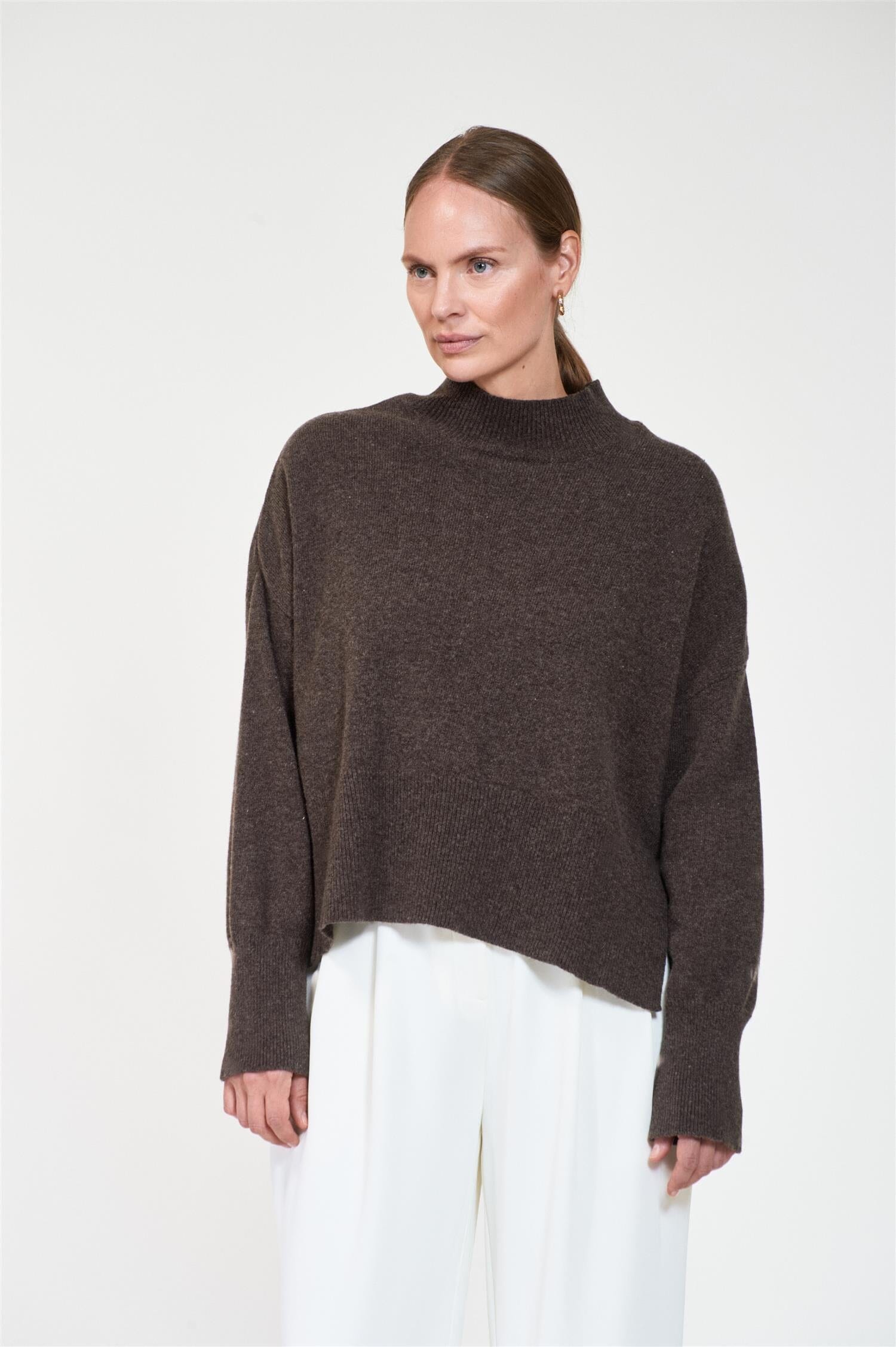 ArnieSays: Mandy Dk Brown Melange Genser