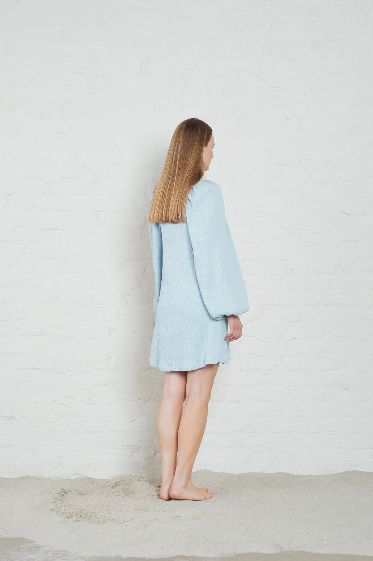 ArnieSays: Valeria Crinkled Lt Blue Kjole