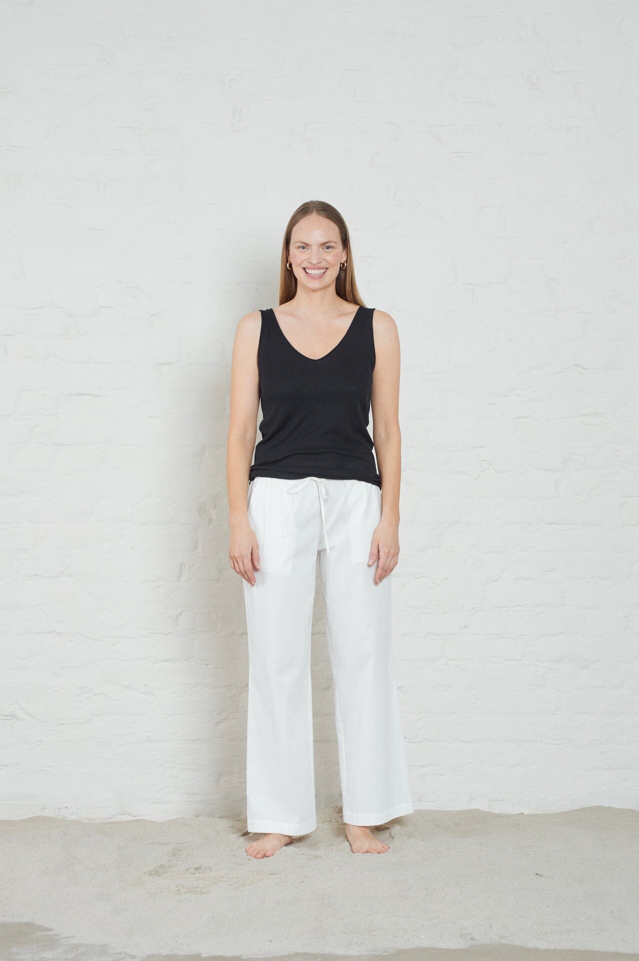ArnieSays: Jasmien Linen Black T-shirt
