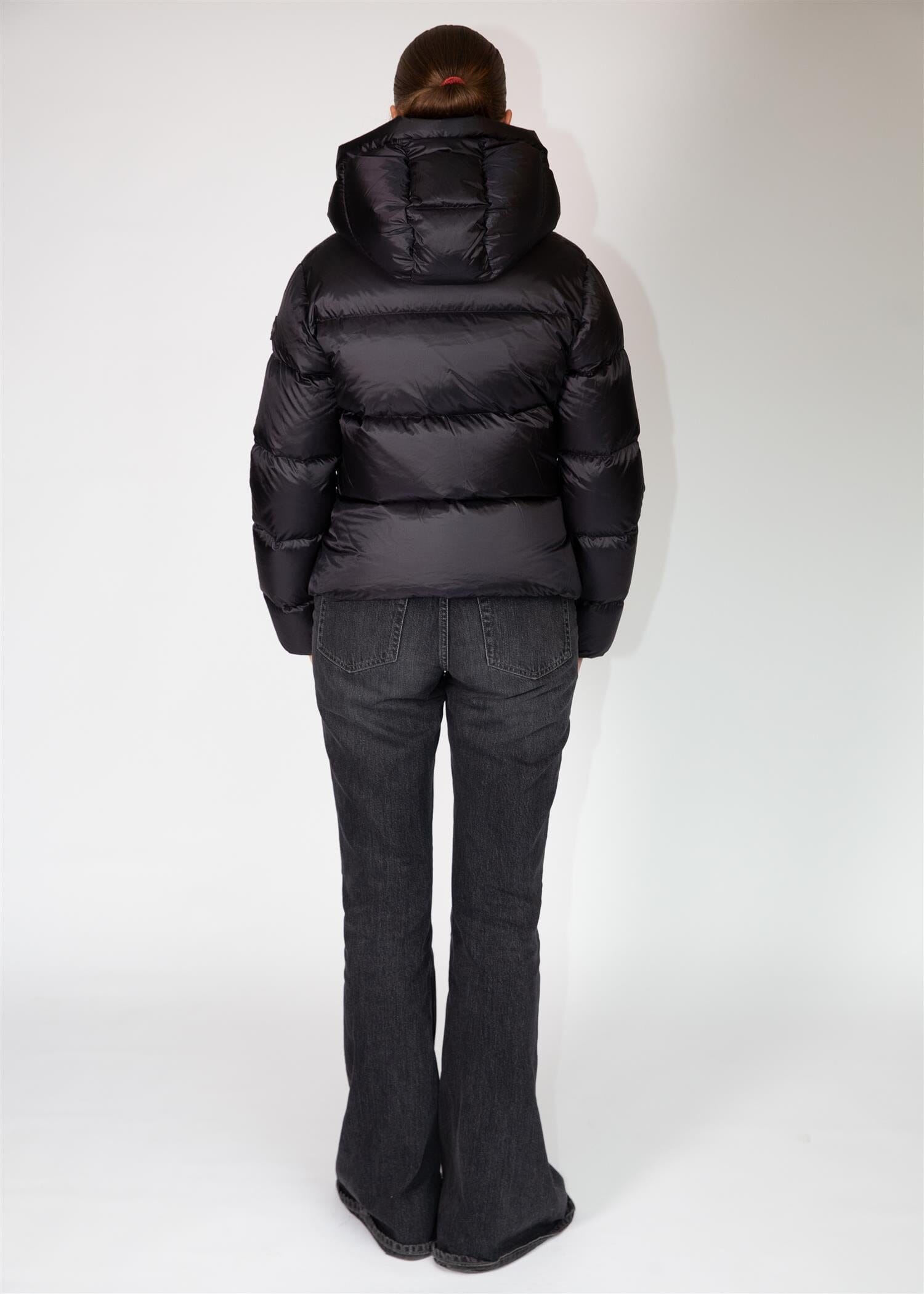 Monel Val Cenis Short No Neck Logo Black-Black Ytterplagg