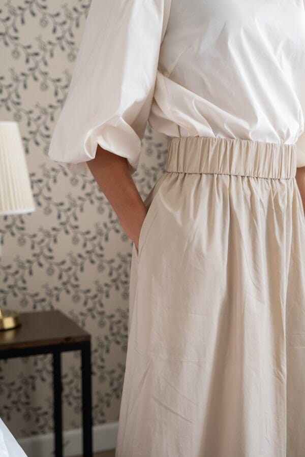 Neo Noir Yara Poplin Skirt Dark Sand Skjørt