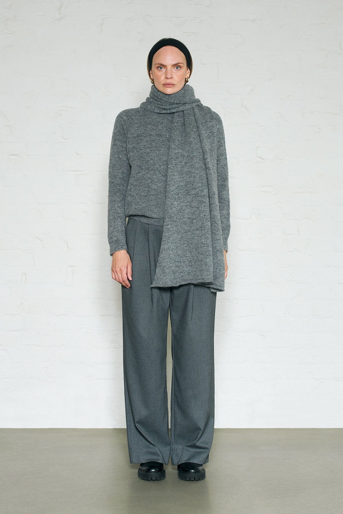 ArnieSays: Goya Dk Grey Melange Tilbehør