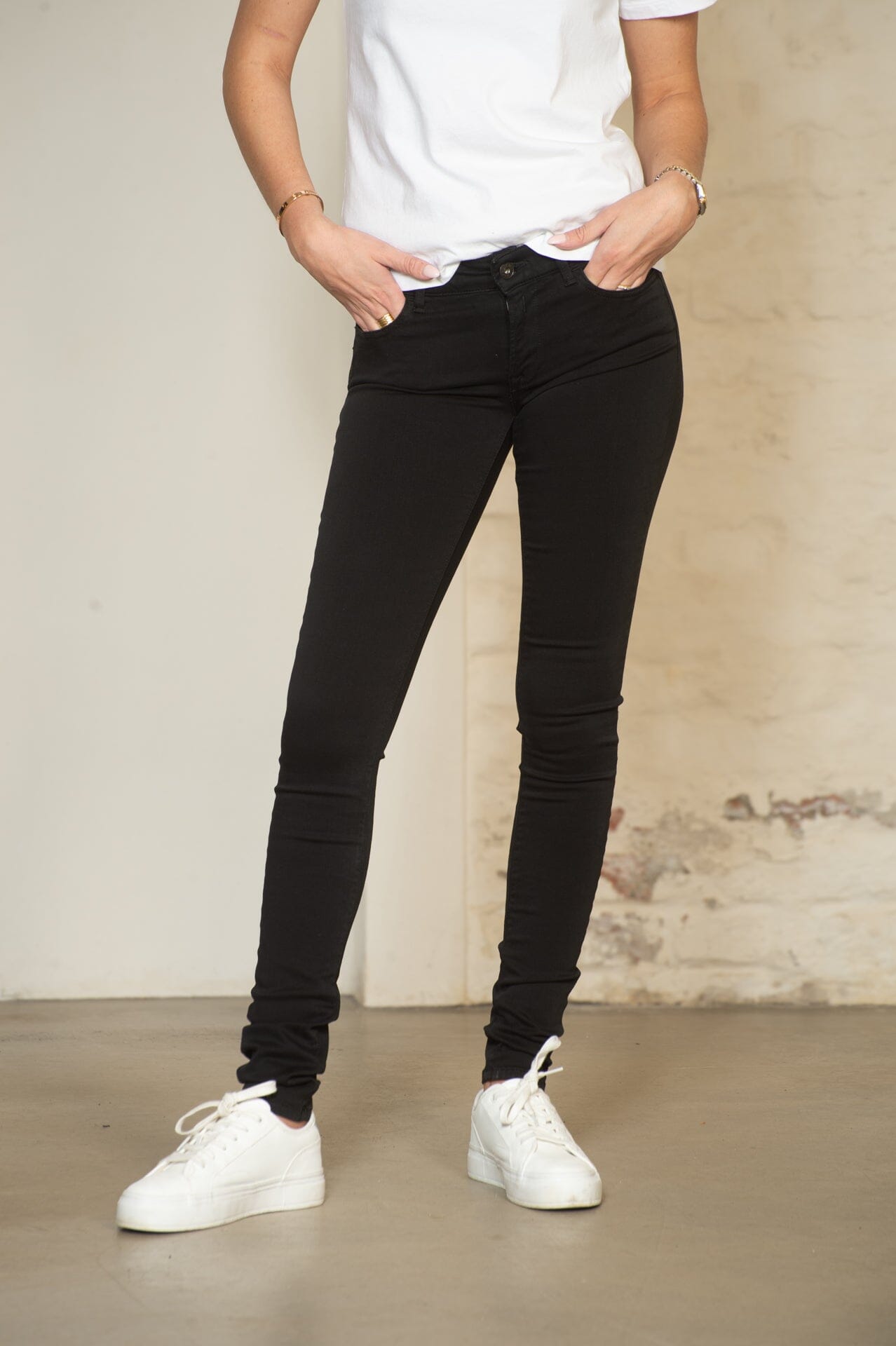 Replay Dame Luz Black Bukse