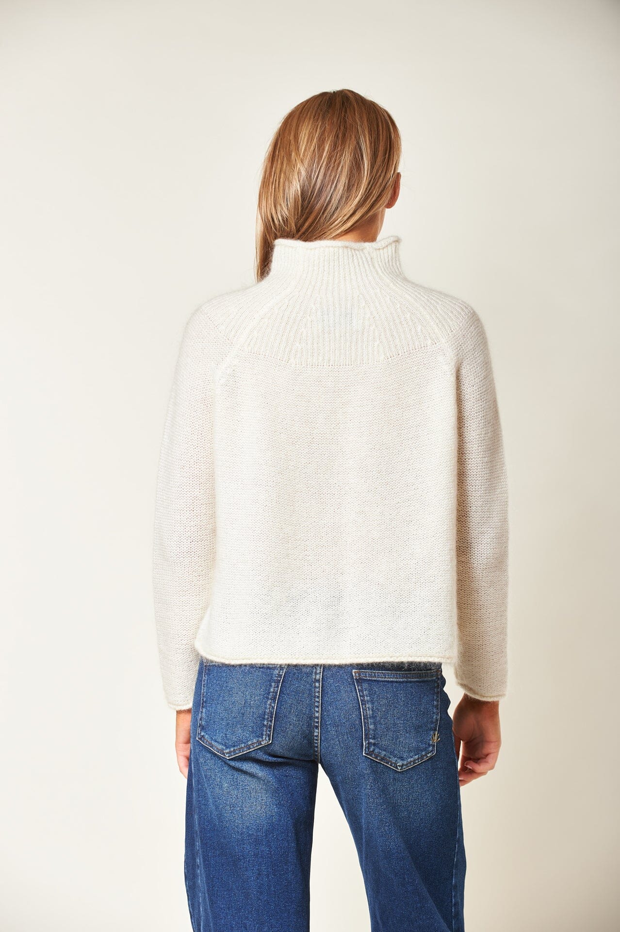 ArnieSays: Verdi Offwhite Genser