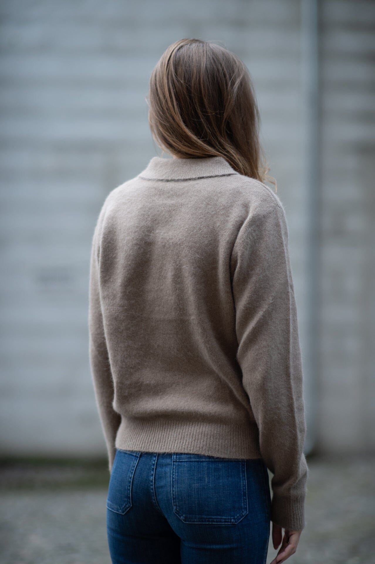Isabelle Blanche Polo In Fox Yarn Toasted Nut Genser