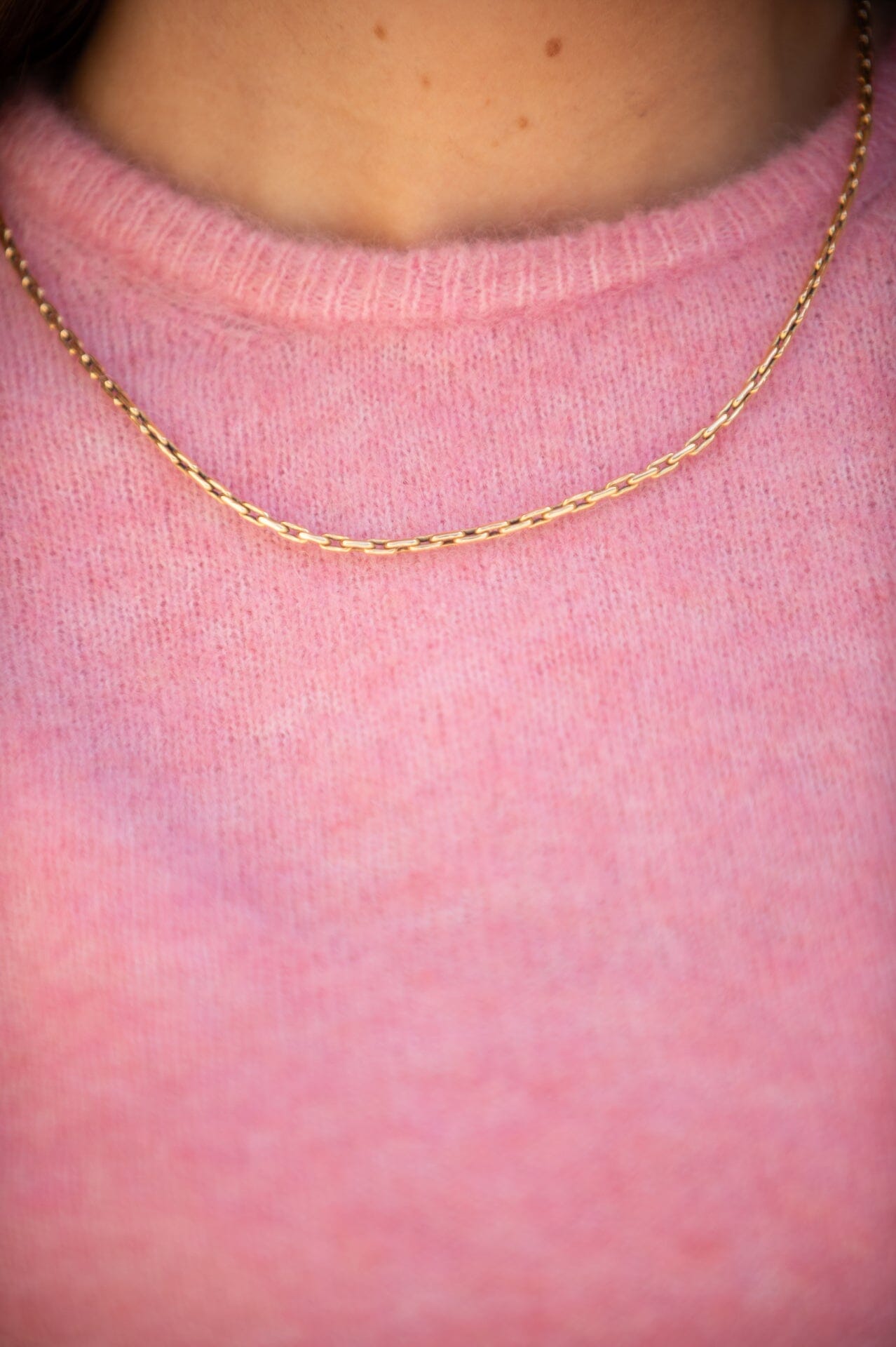 ArnieSays: Luzy Lt Pink Genser