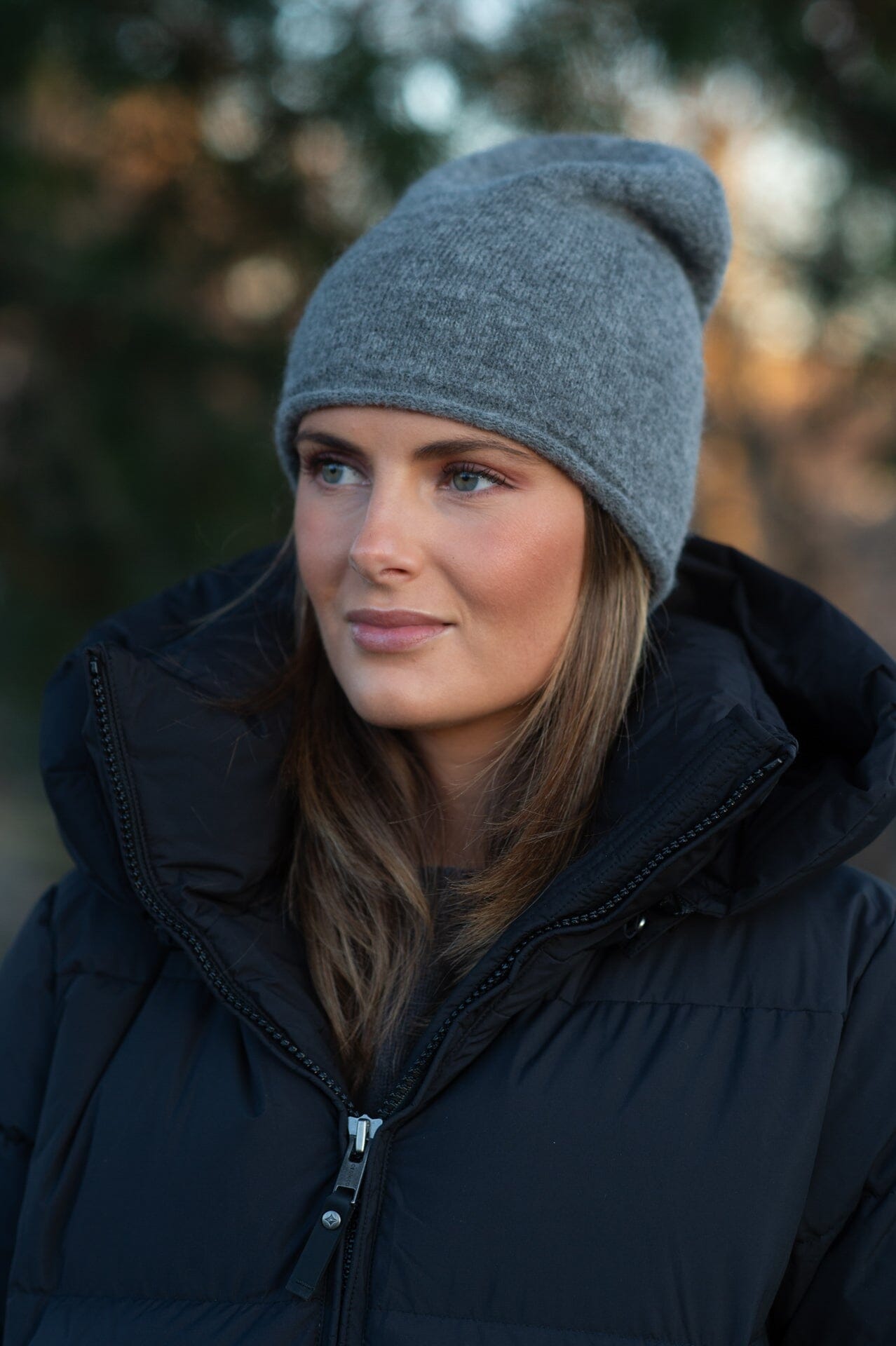 ArnieSays: Gini Dk Grey Melange Hodeplagg
