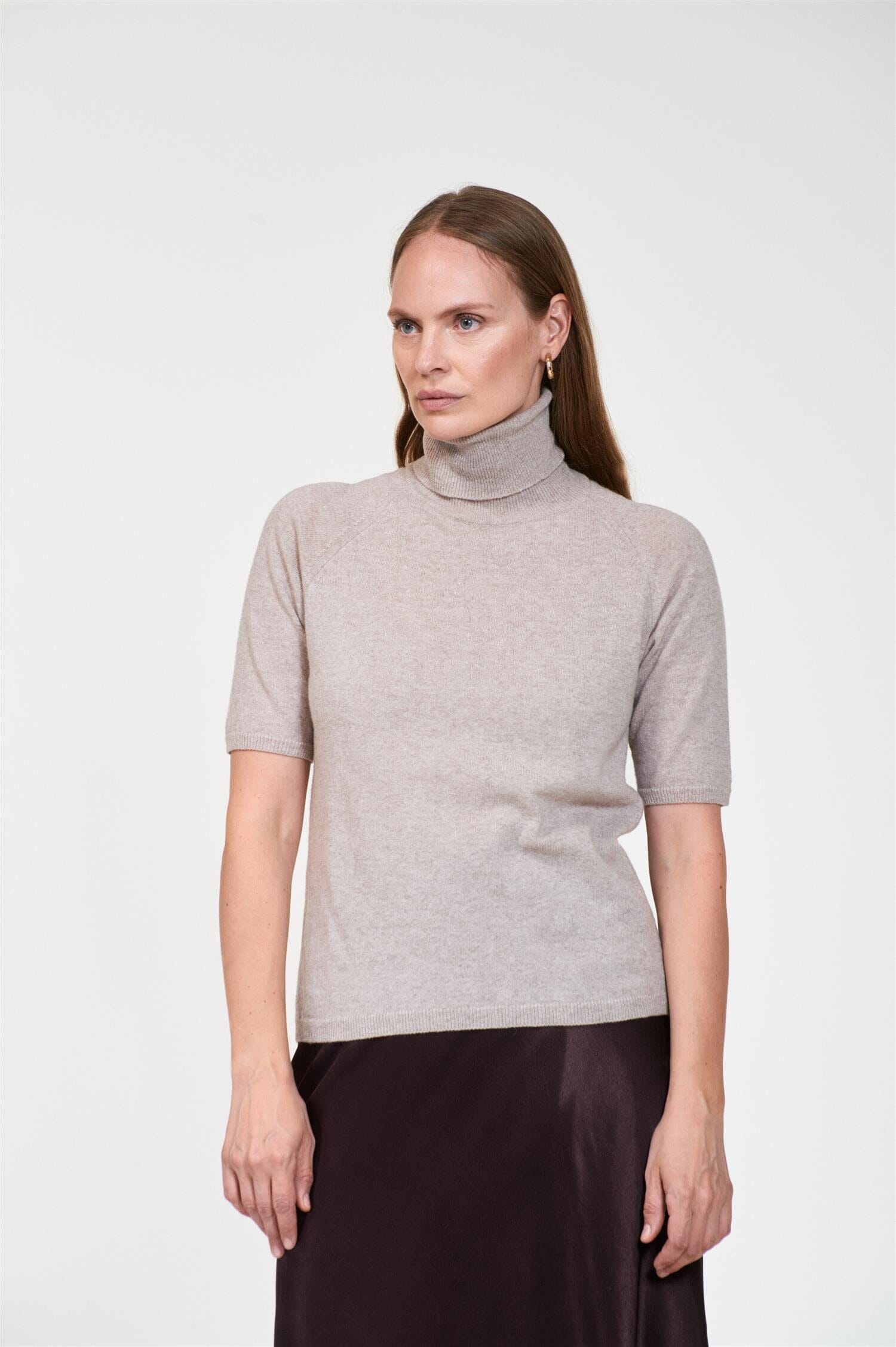 ArnieSays: Davies Lt Beige Melange Genser