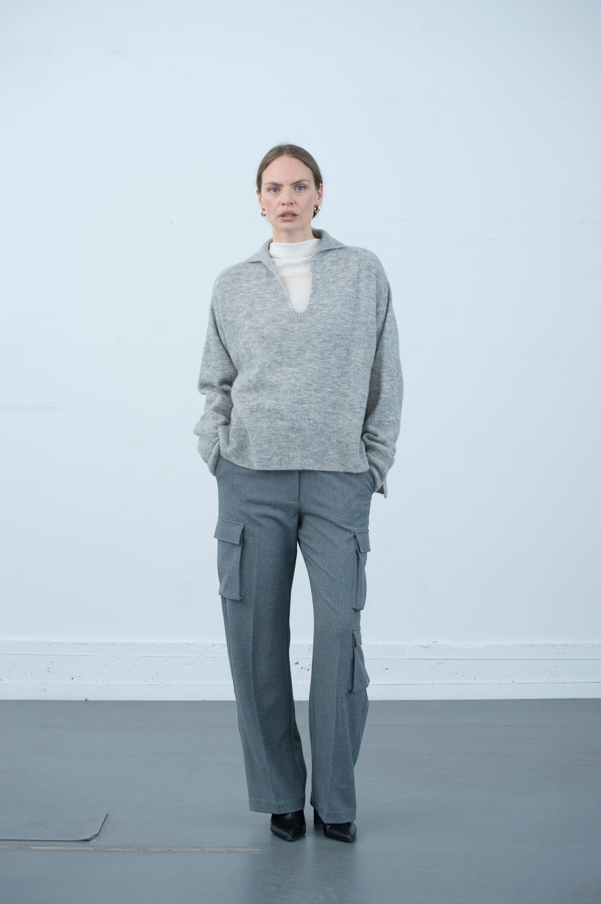 ArnieSays: Lowry Lt Grey Melange Genser