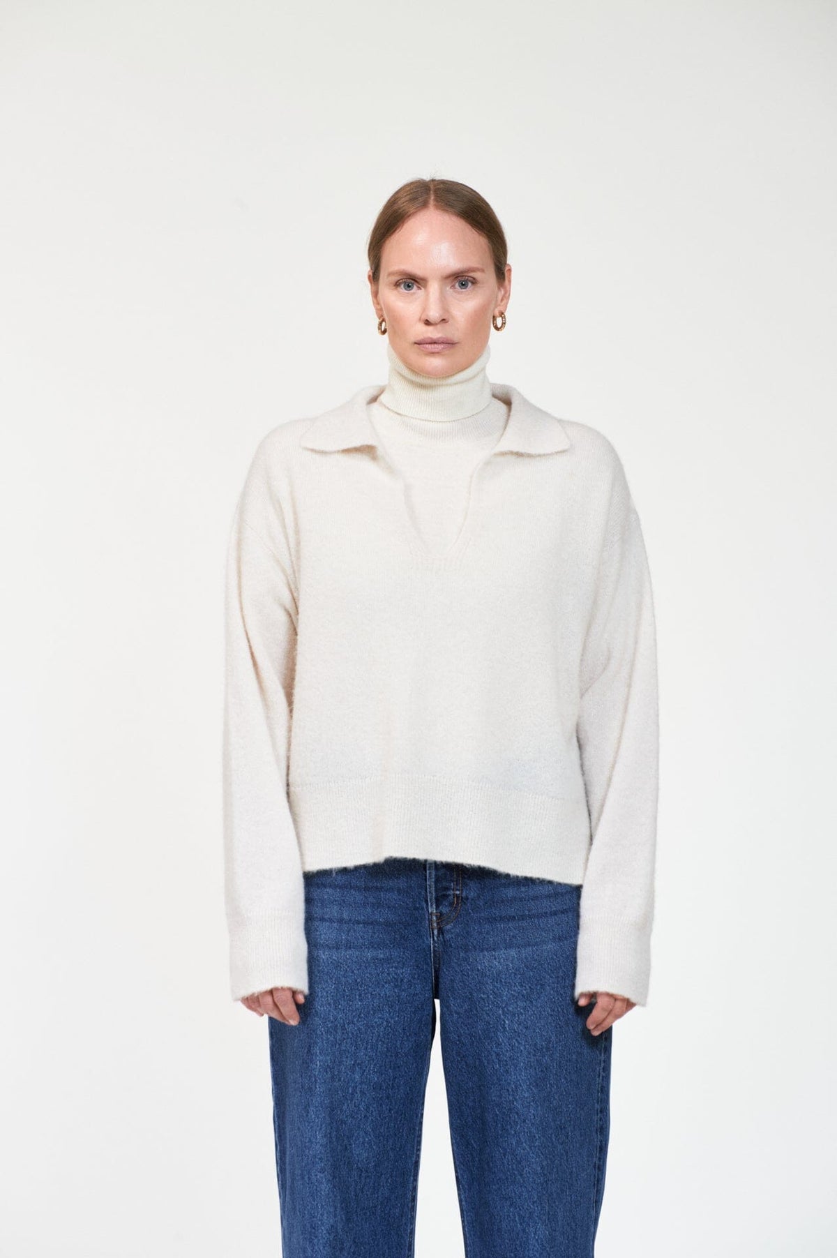 ArnieSays: LOWRY Offwhite Genser