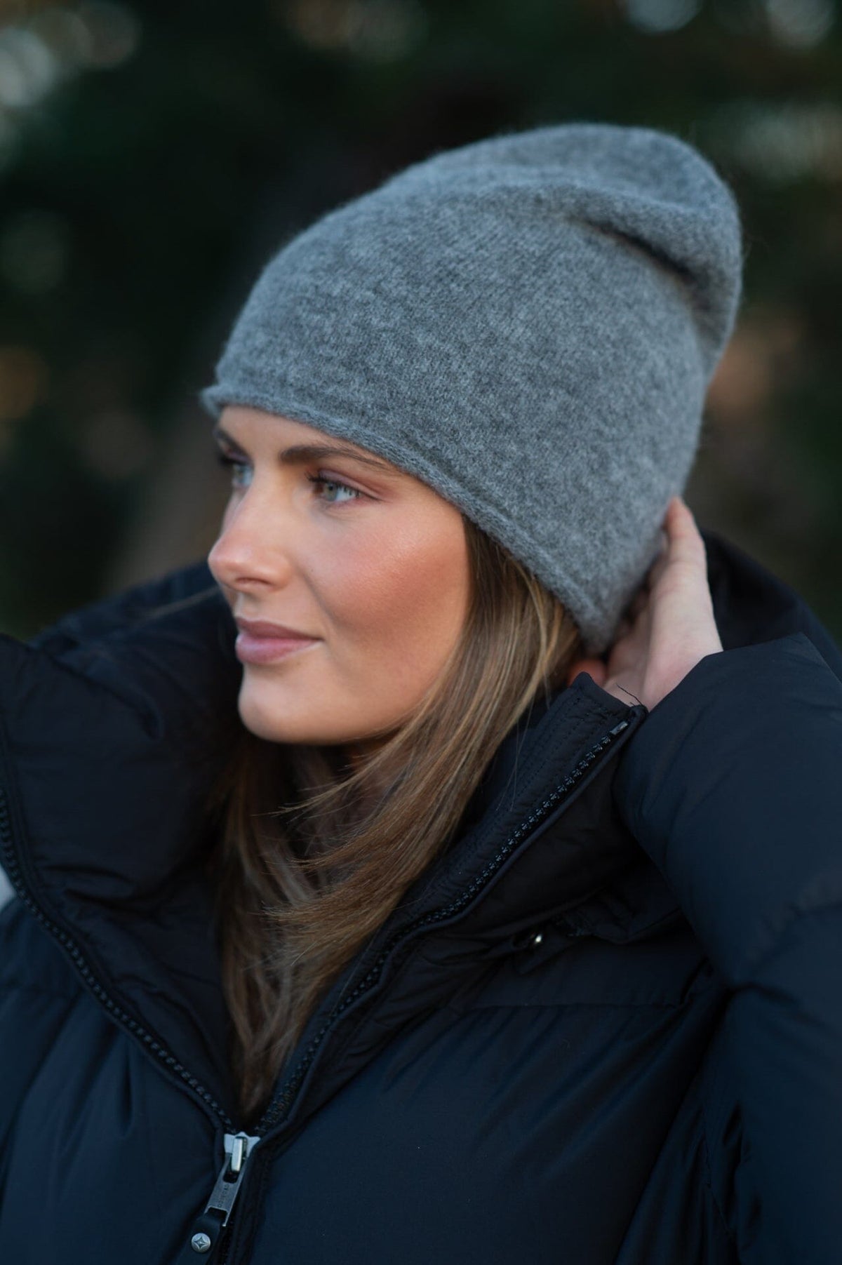 ArnieSays: Gini Dk Grey Melange Hodeplagg