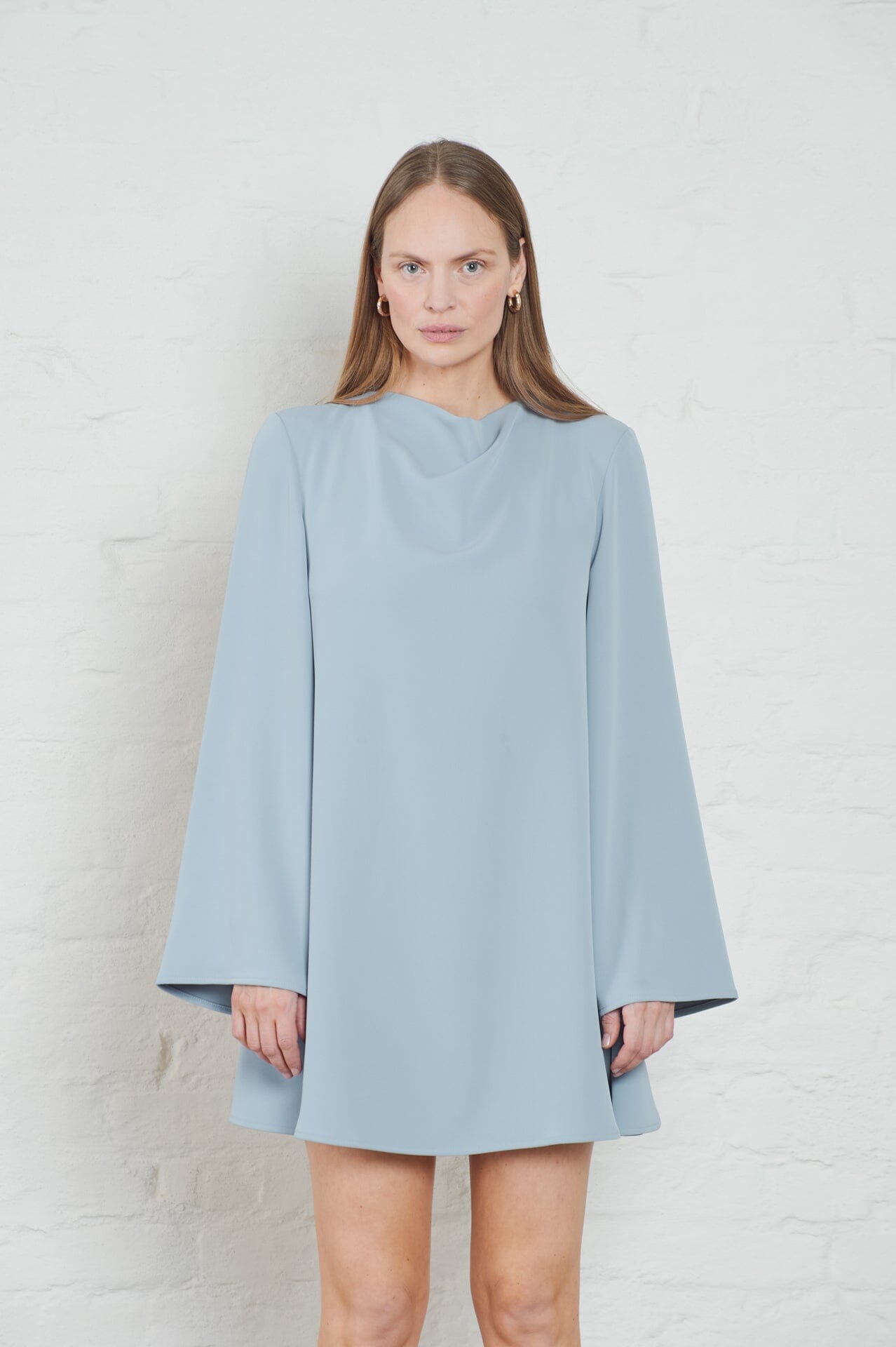 ArnieSays: Erin Crepe Pale Blue Kjole