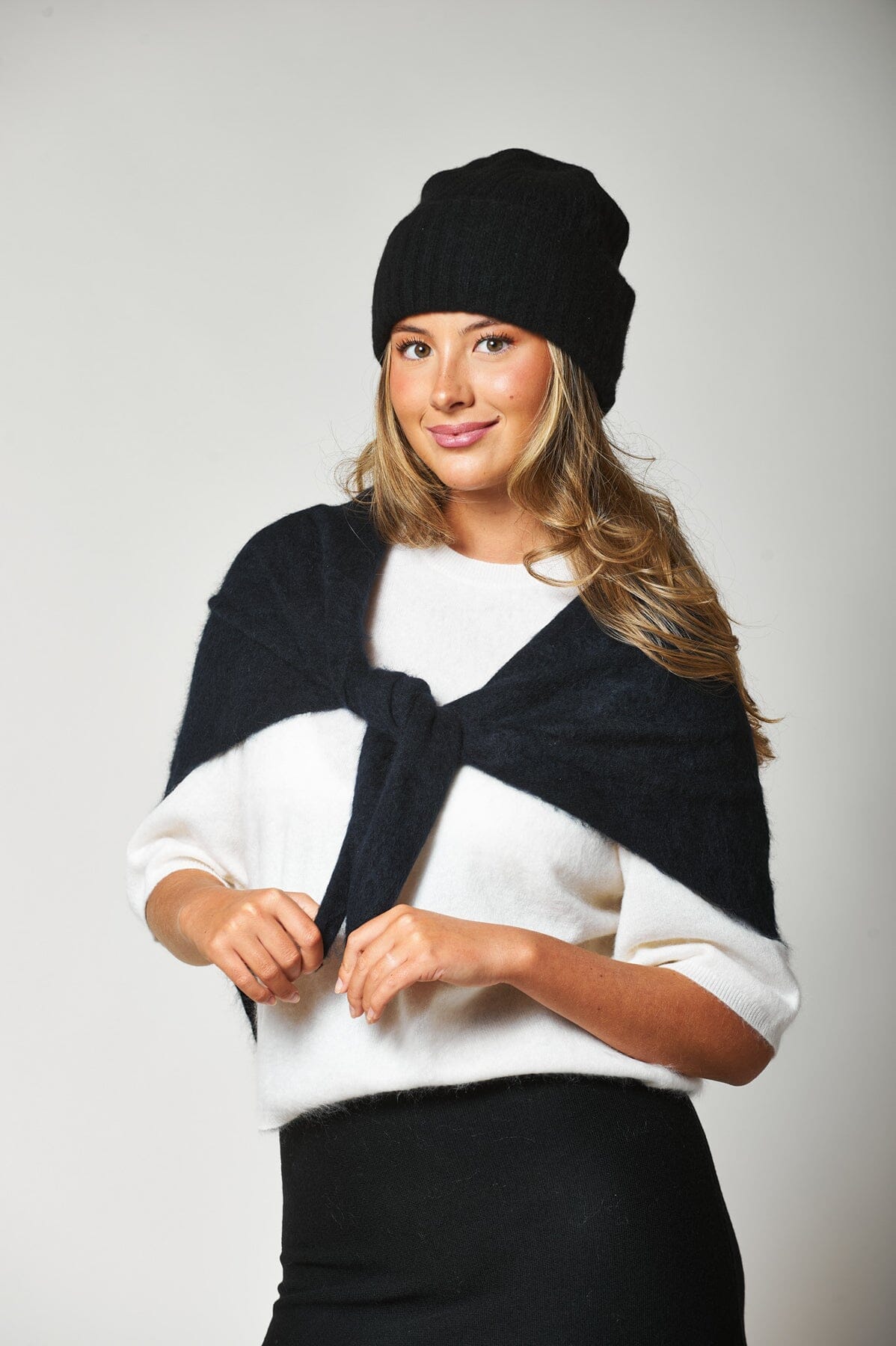 Aurora Caren Cashmere Wrap Black Tilbehør