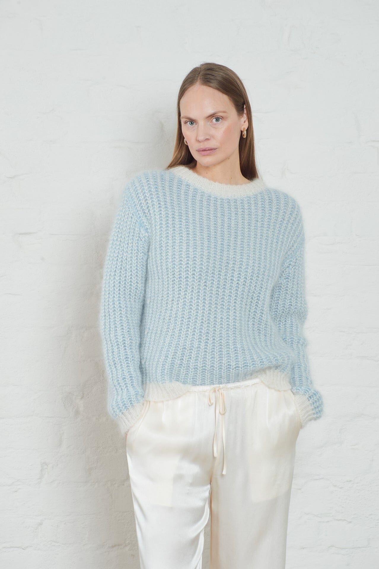 ArnieSays: Lane Brioche Ecru/Lt Blue Genser