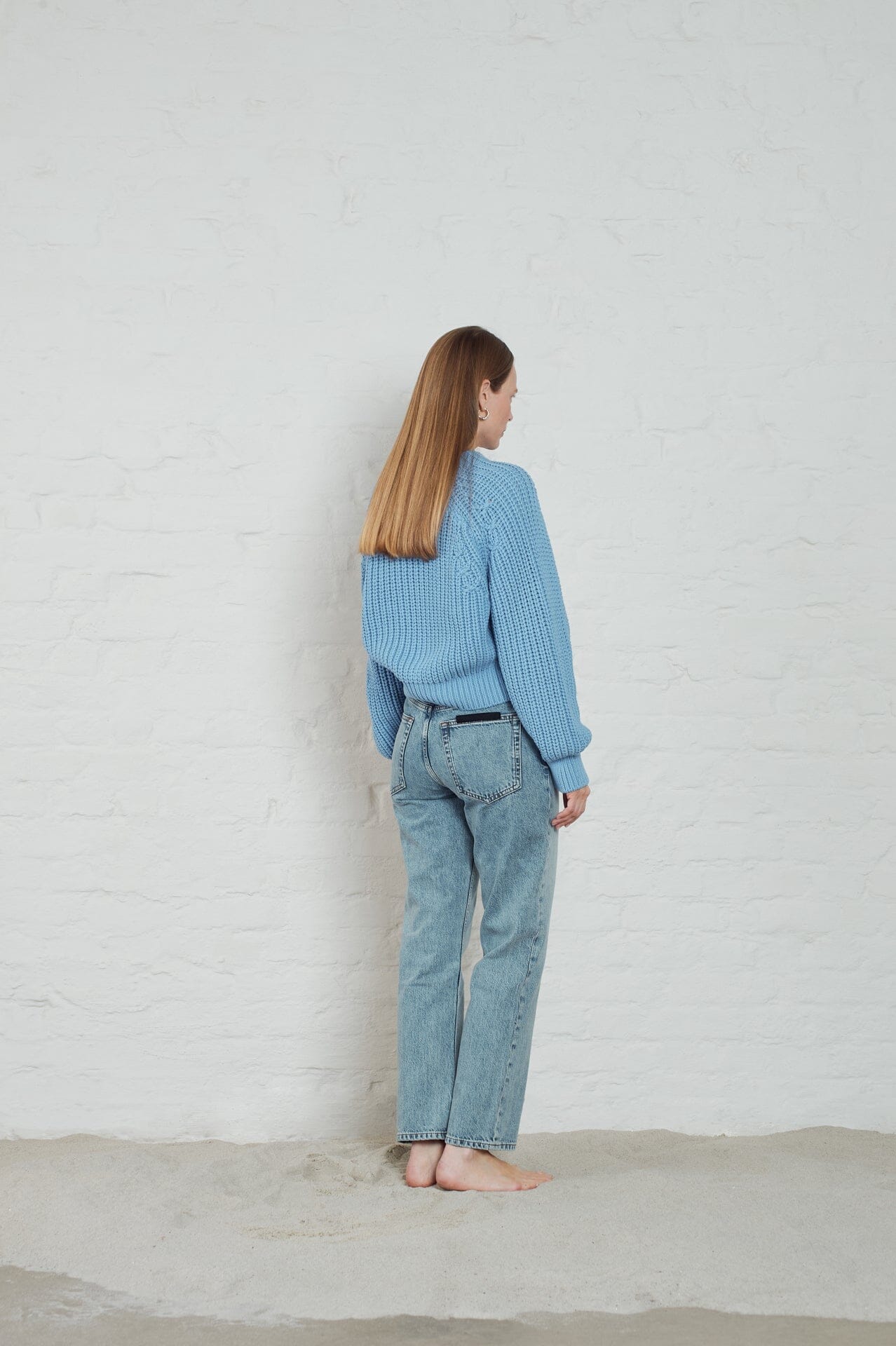 ArnieSays: Aries Sky Blue Genser