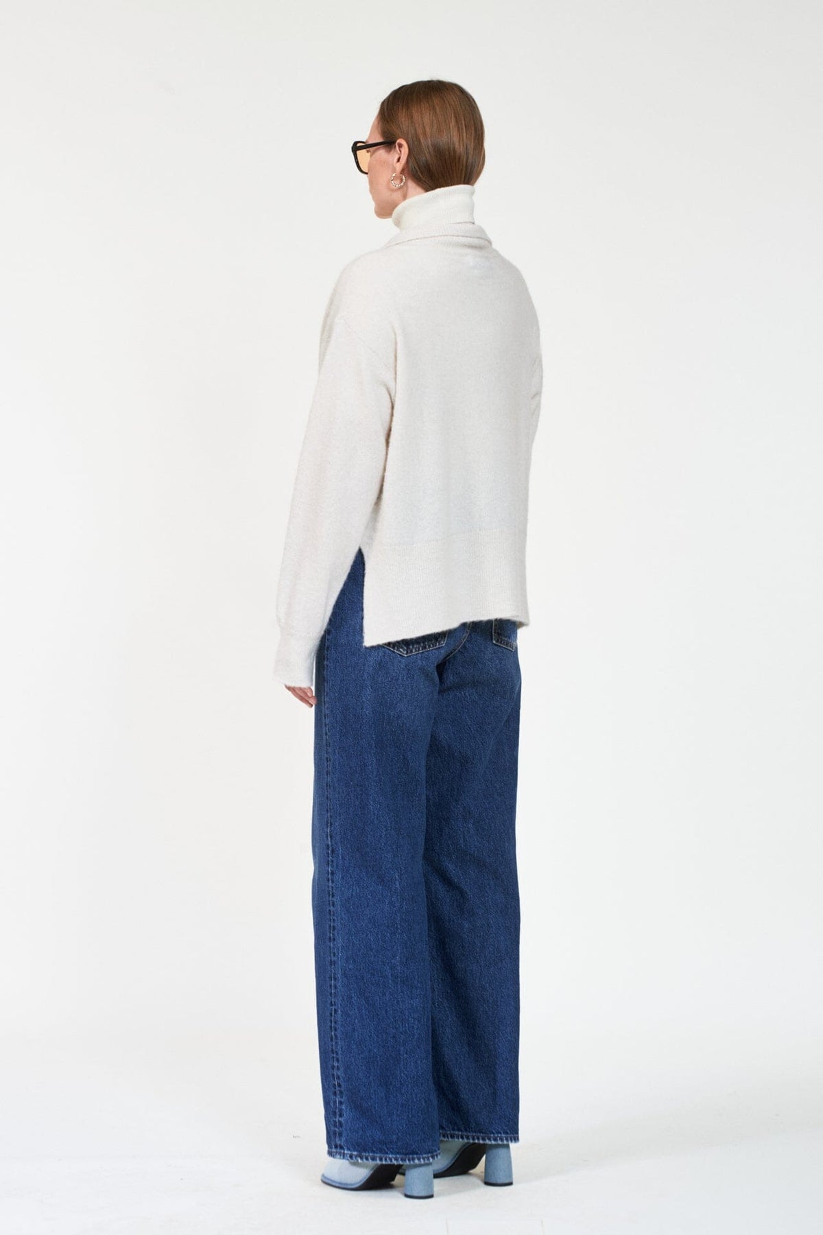 ArnieSays: LOWRY Offwhite Genser