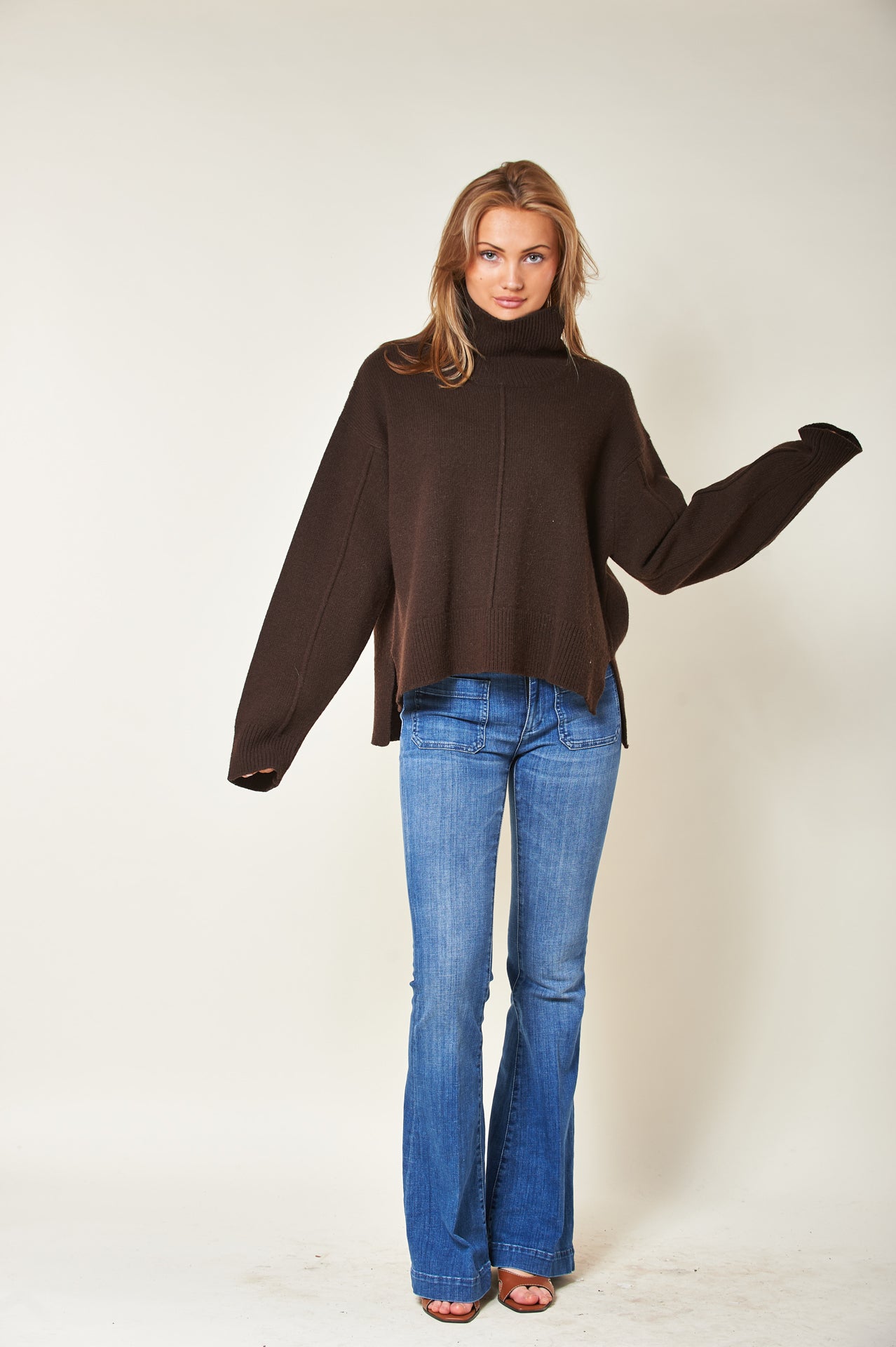 Eyre Dk Brown