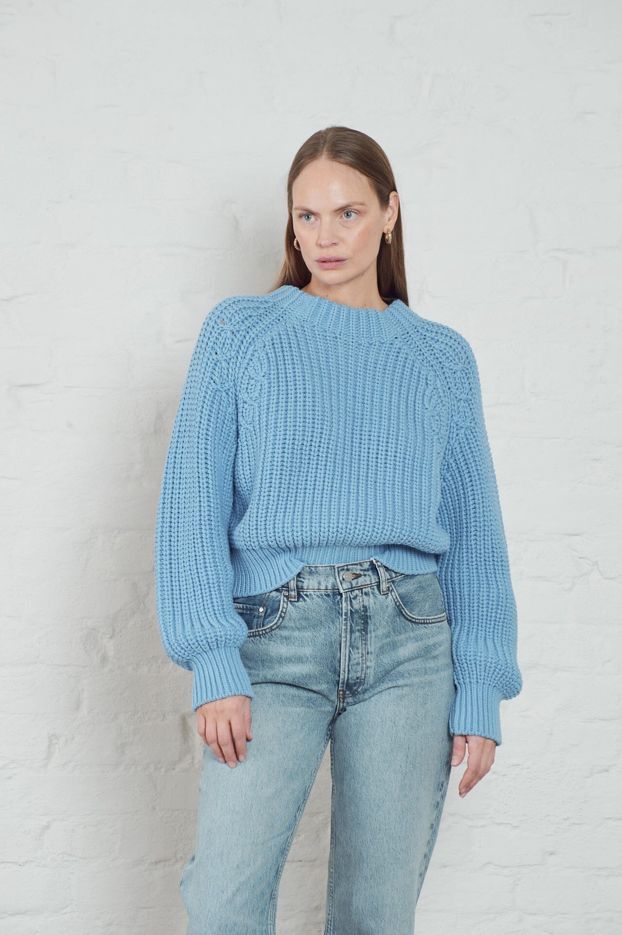ArnieSays: Aries Sky Blue Genser