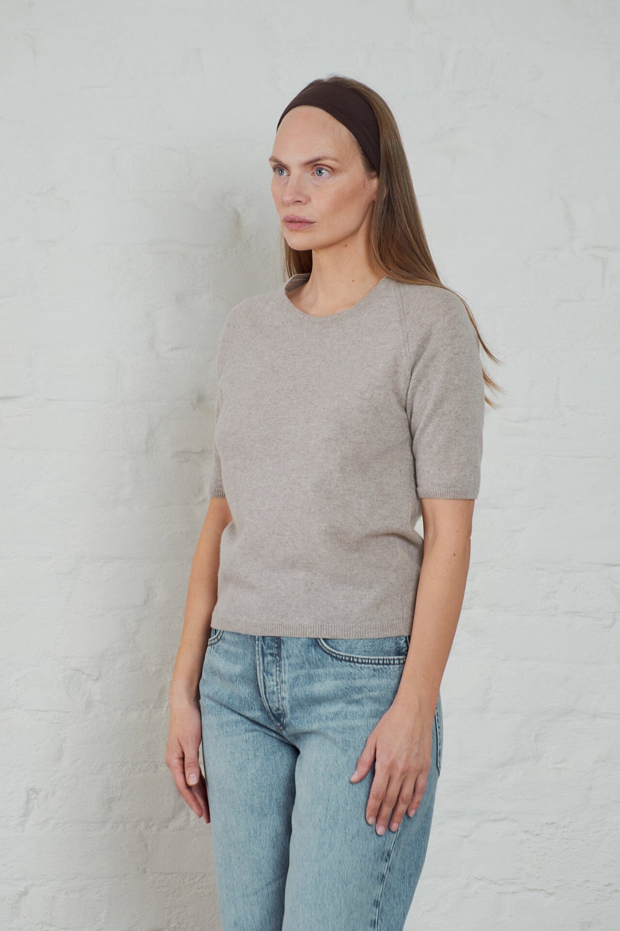 ArnieSays: Julia Lt Beige Melange Genser