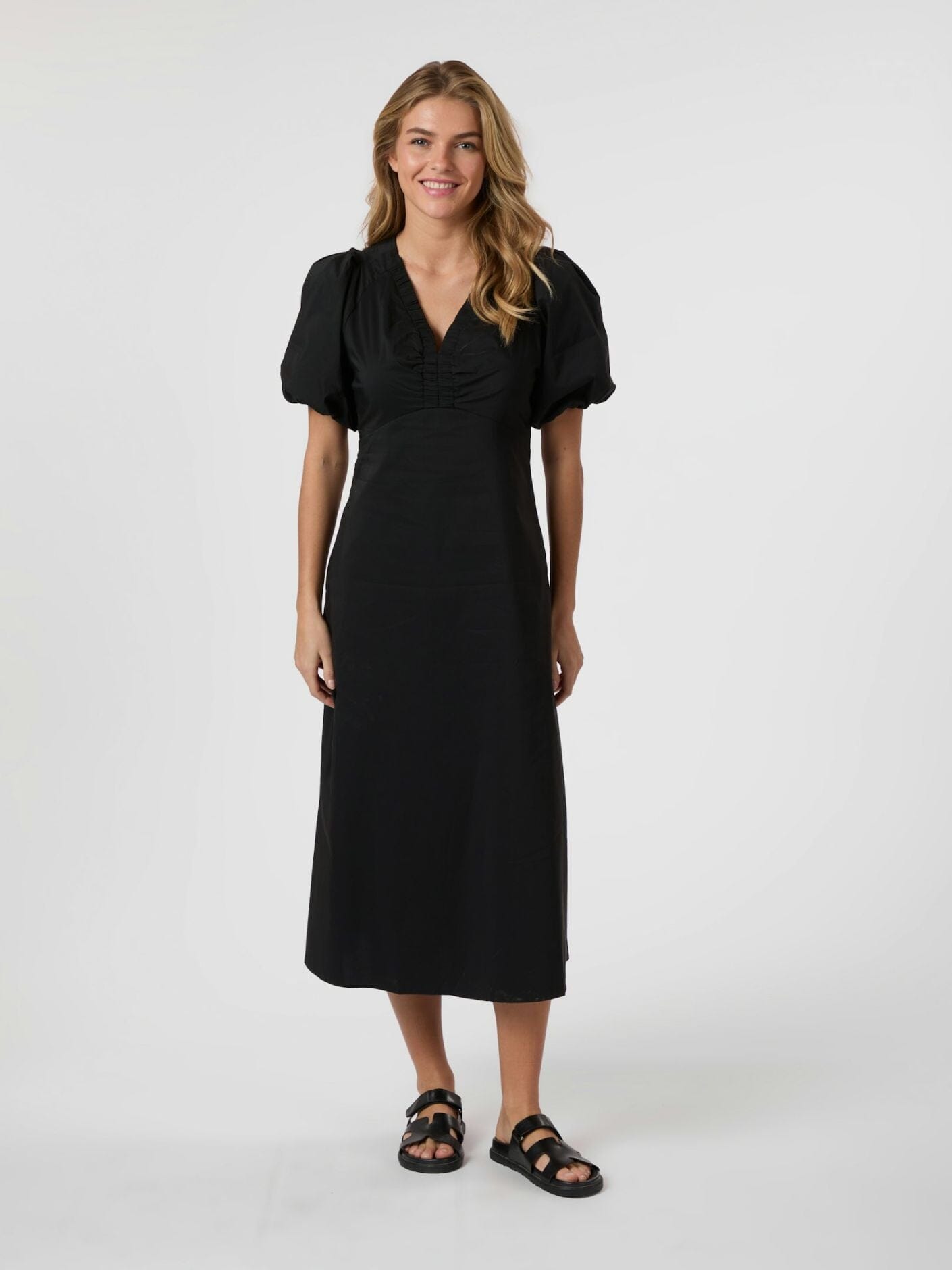Neo Noir Illana Poplin Dress Black Kjole