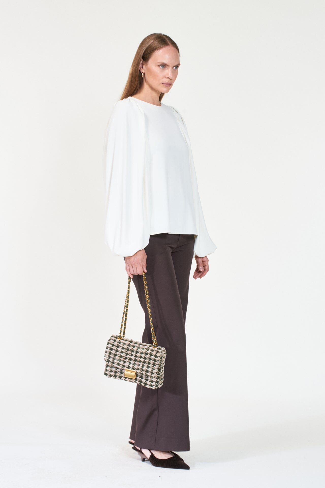 ArnieSays: ASHI Crepe Cream Topp