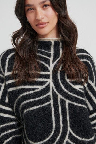 Second Female Signa Knit T-Neck Black Genser
